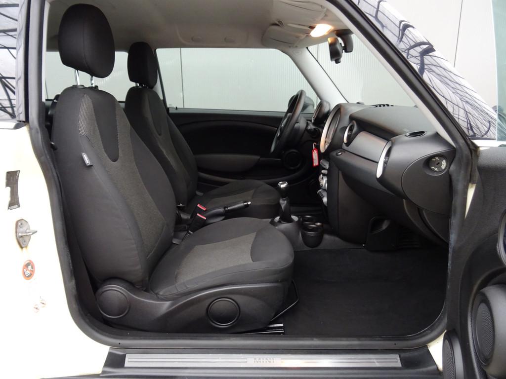 MINI Mini 1.6 One * INRUIL KOOPJE ! (bj 2010), Voorwielaandrijving, Euro 5, 4 cilinders, 4 stoelen