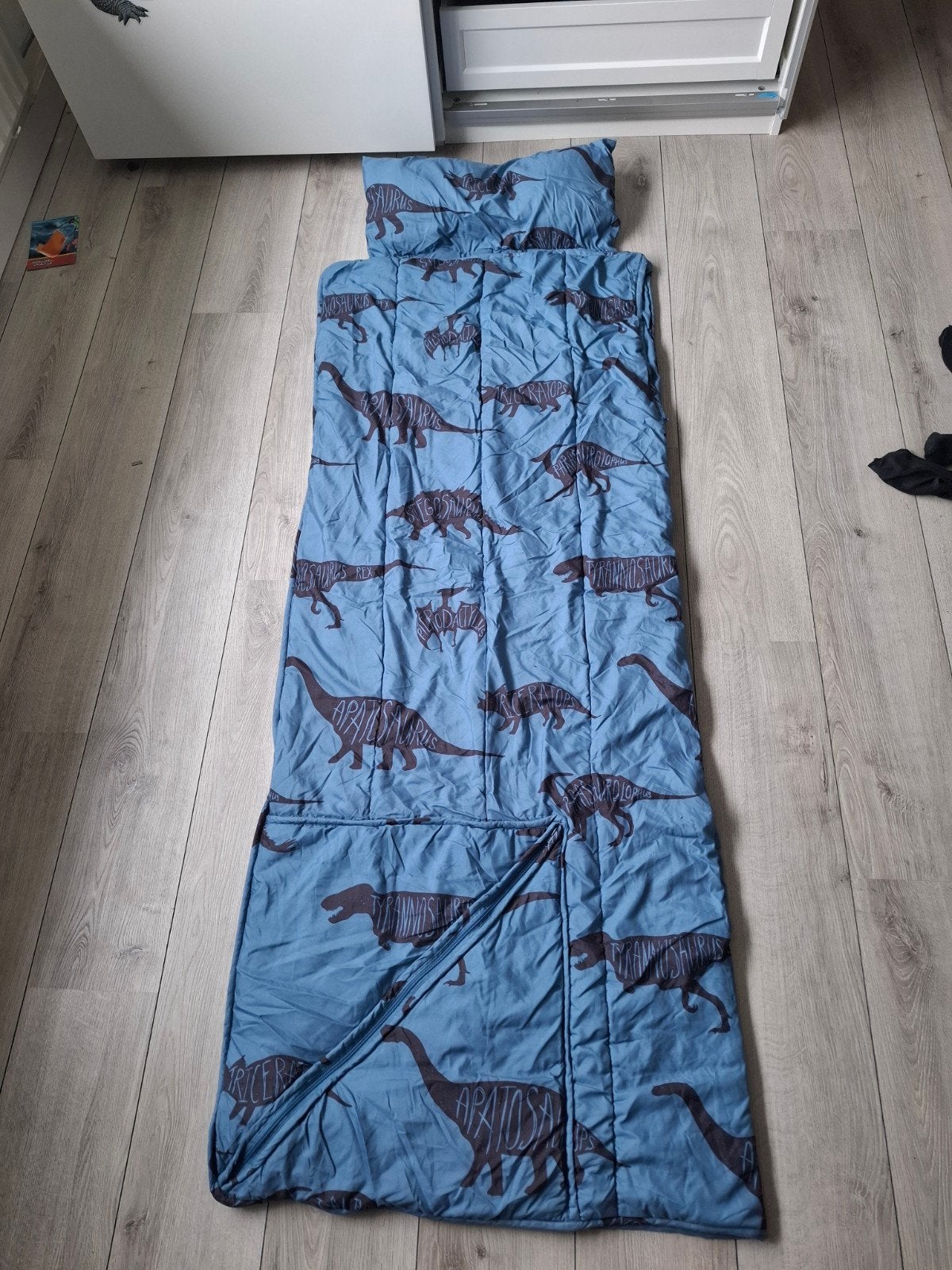 Slaapzak met dinosaurusprint - ca. 160 cm, Ophalen, Gebruikt