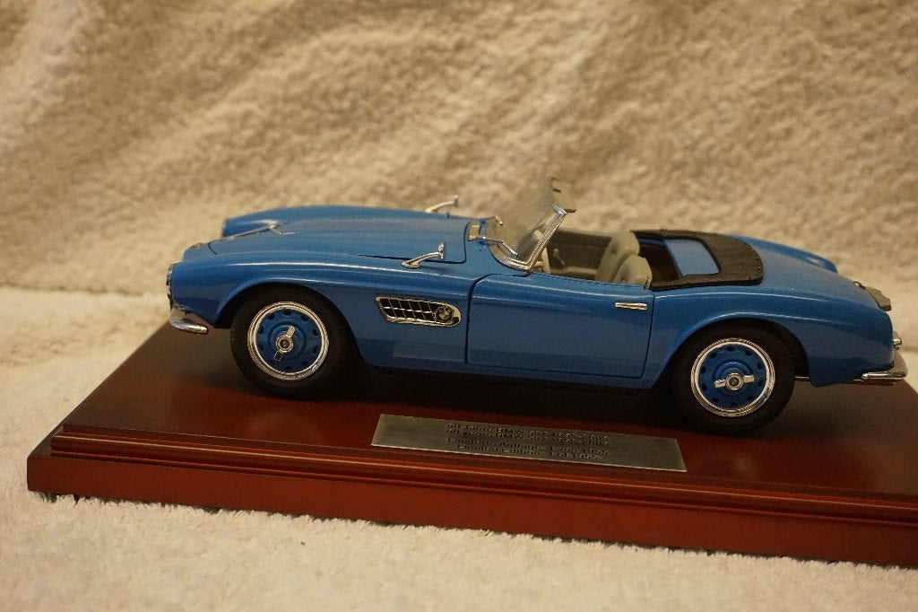 BMW 507 Revell - 1:18 50-jarig jubileumeditie.80430398137, Ophalen of Verzenden, Zo goed als nieuw, Auto, Revell