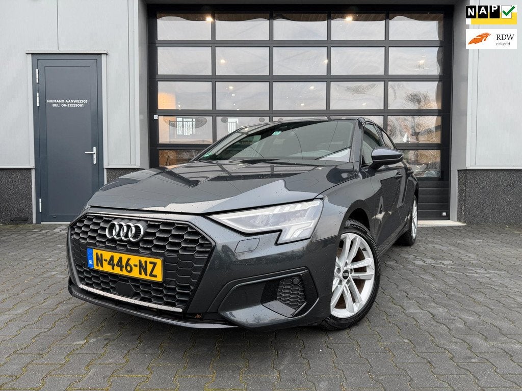 Audi A3 Sportback 30 TFSI Advanced edition 1-ste eigenaar, Gebruikt, Euro 6, Origineel Nederlands, Bedrijf