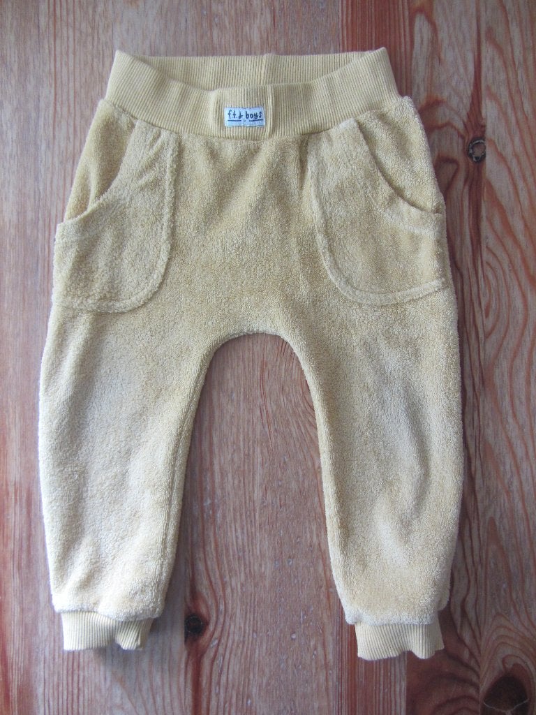 Geel broekje Feetje maat 80, Ophalen of Verzenden, Zo goed als nieuw, Jongetje of Meisje, Broekje