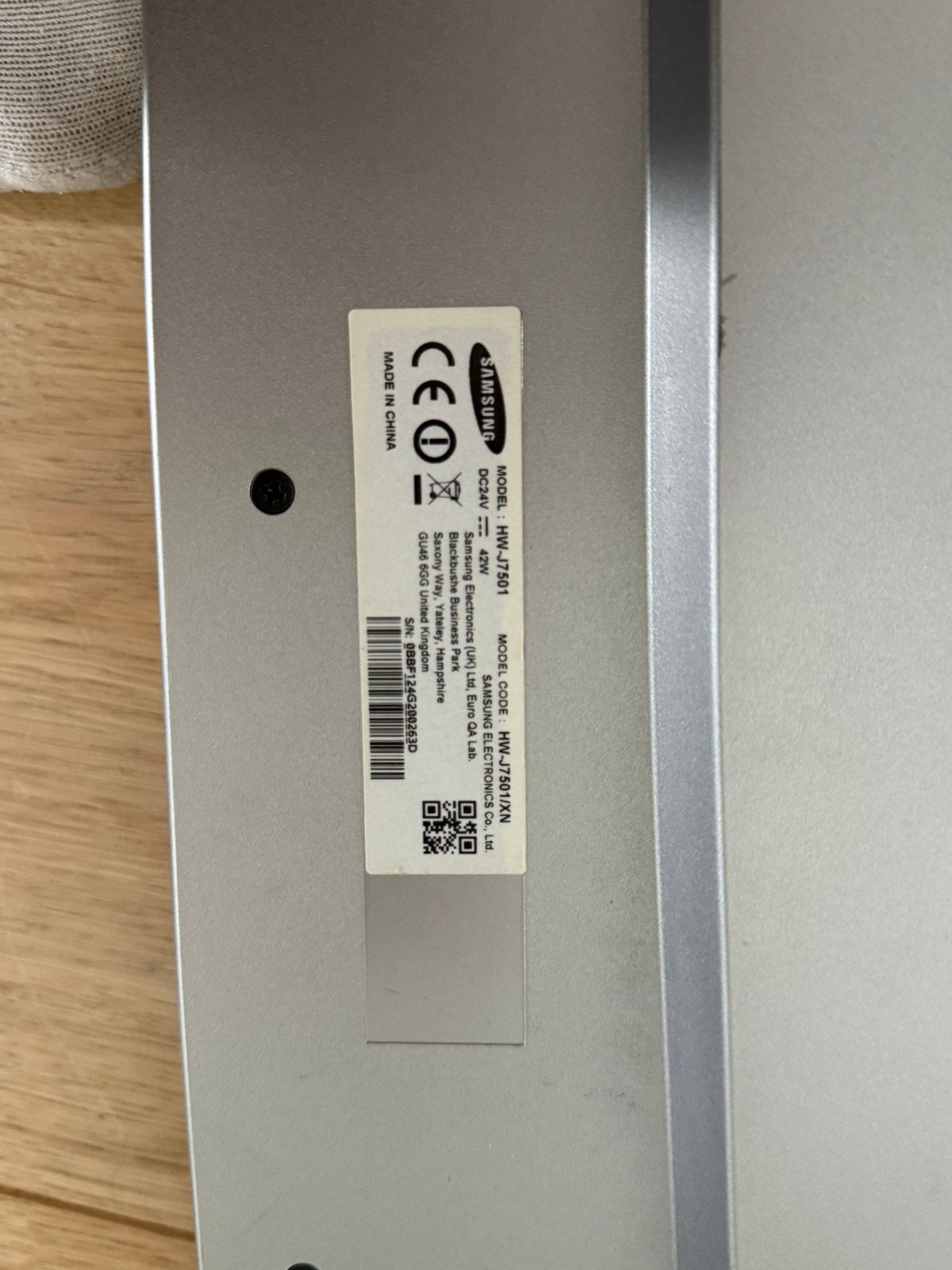 Foto 4 van Curved Samsung soundbar en subwoofer - HW-J7501