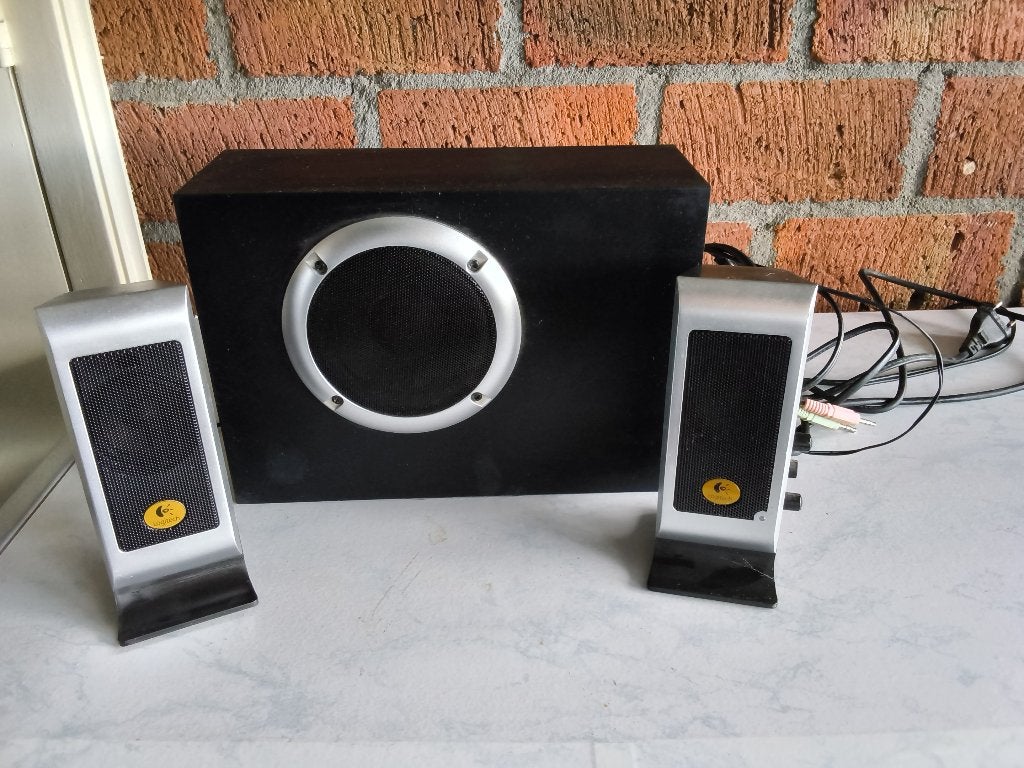 Logitech luidspreker set, Ophalen of Verzenden, Gebruikt, Minder dan 60 watt, Overige merken