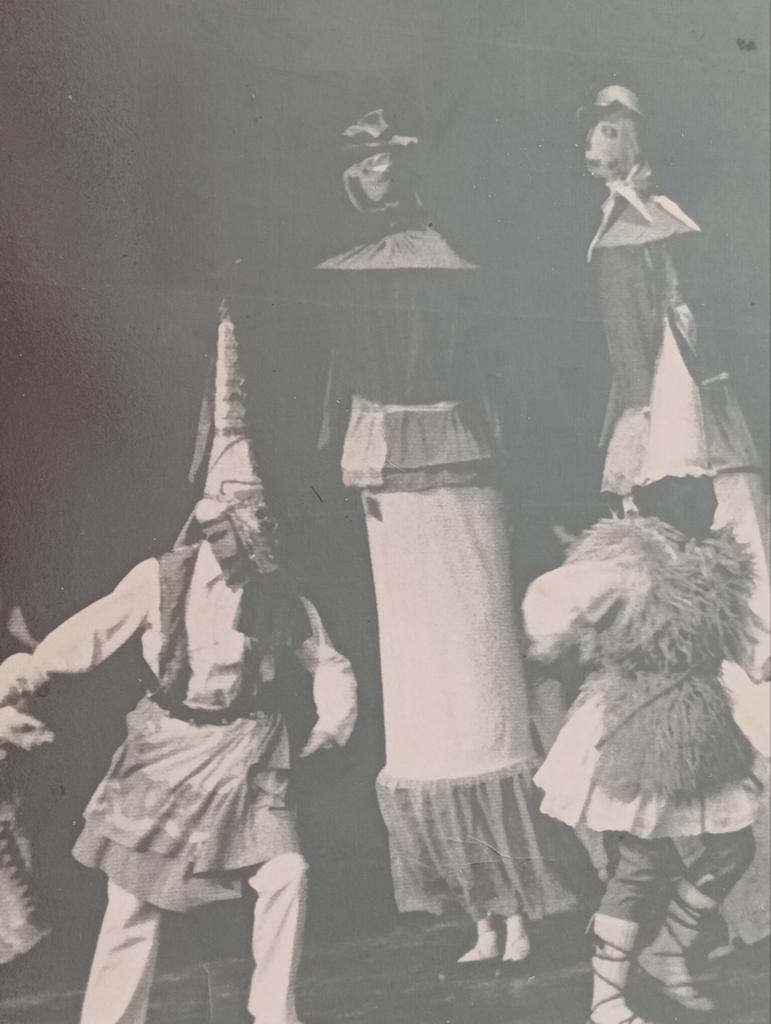 Dansgroep Etorki Baskisch Baskenland jaren 60 -70, Ophalen of Verzenden, 1960 tot 1980, Gebruikt, Overige onderwerpen