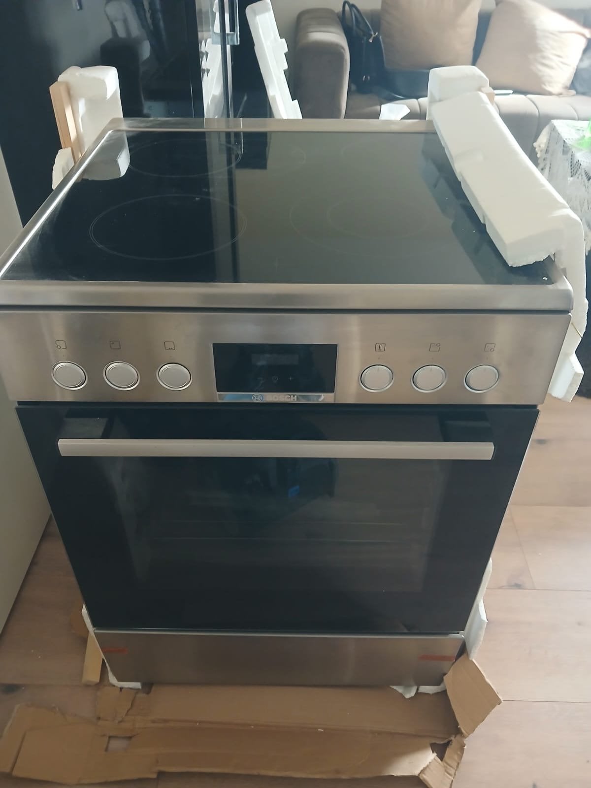 Bosch Vrijstaand Keramisch Fornuis -  nieuw, Witgoed en Apparatuur, Fornuizen, D, Z, Hete lucht, 60 cm of meer