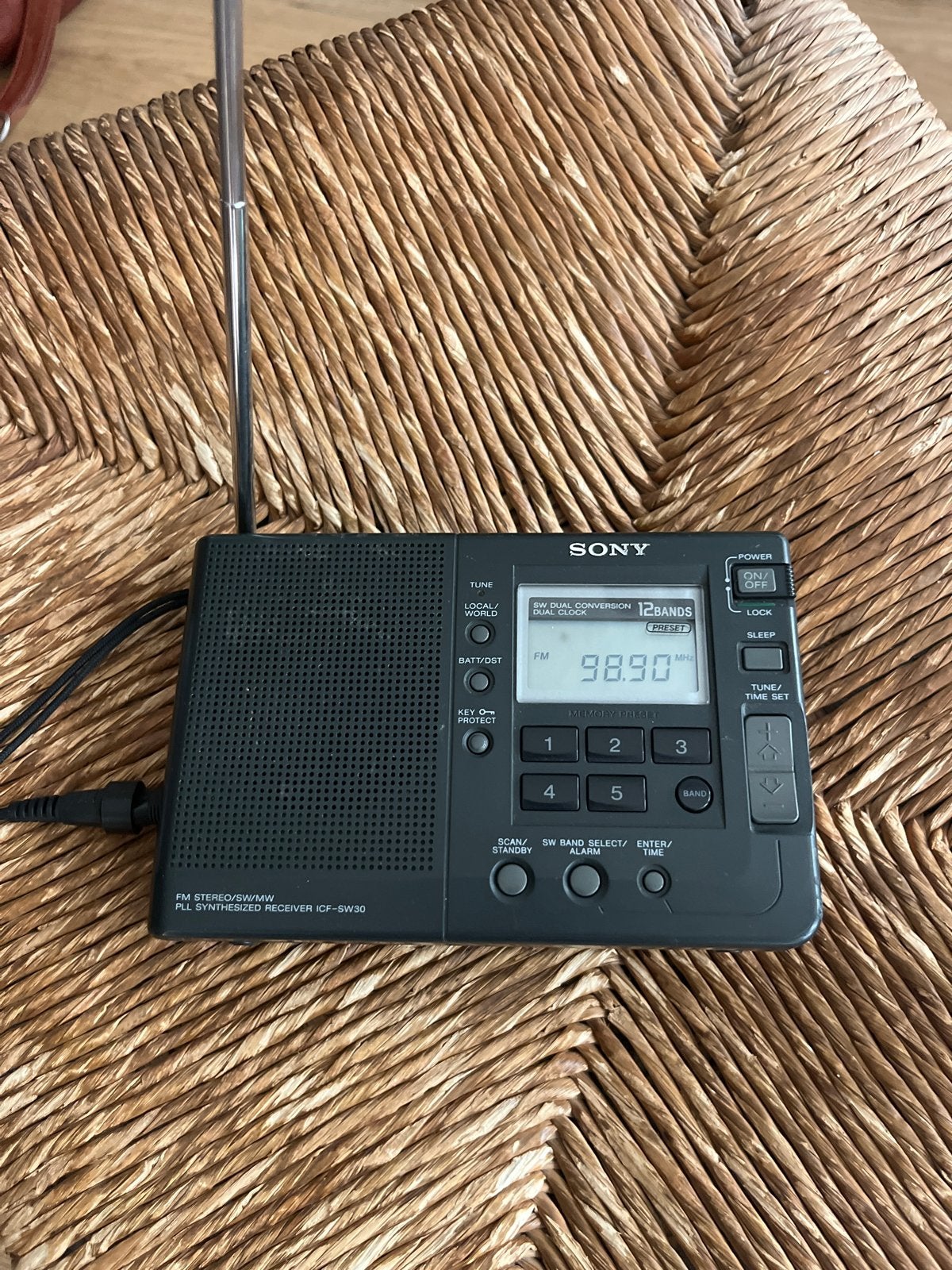 Sony ICF-SW30 Wereldontvanger - Compact en Draagbaar, Verzenden, Gebruikt, Wereldontvanger