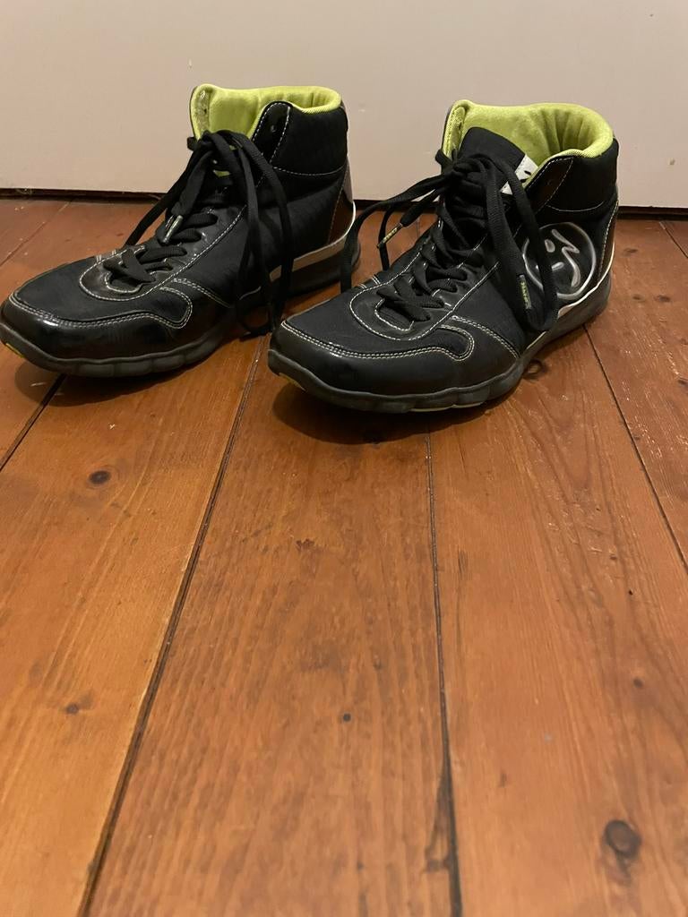 Comfortabele sportschoenen, Sport en Fitness, Korfbal, Ophalen of Verzenden, Zo goed als nieuw, Schoenen