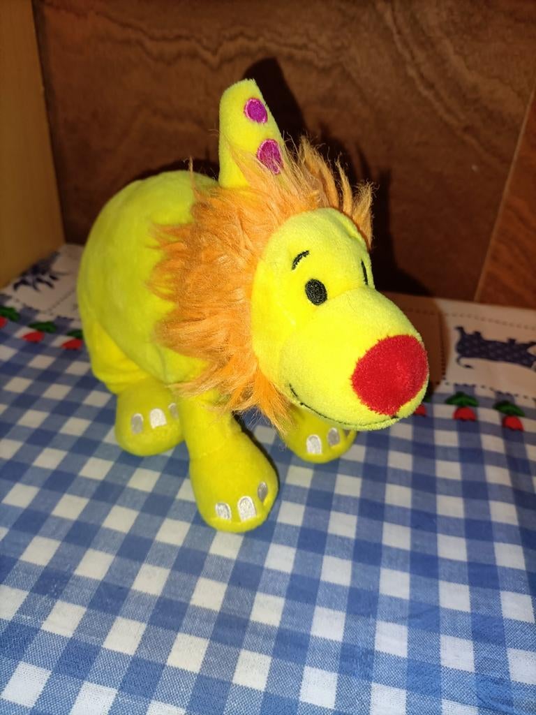 Leeuw knuffel van Bumba 19 cm groot, Ophalen of Verzenden, Zo goed als nieuw, Overige typen