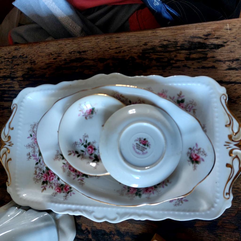 Royal Albert Lavender Rose schaal en schoteltjes, Ophalen of Verzenden