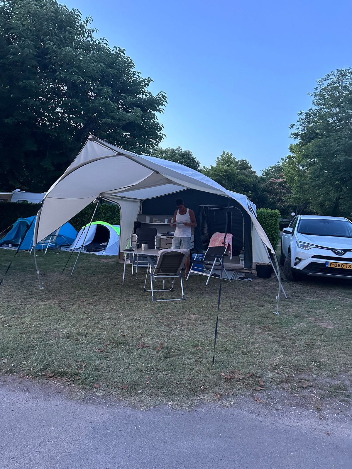 Combi-Camp boogluifel met grijze zijkanten, Ophalen, Campingkast