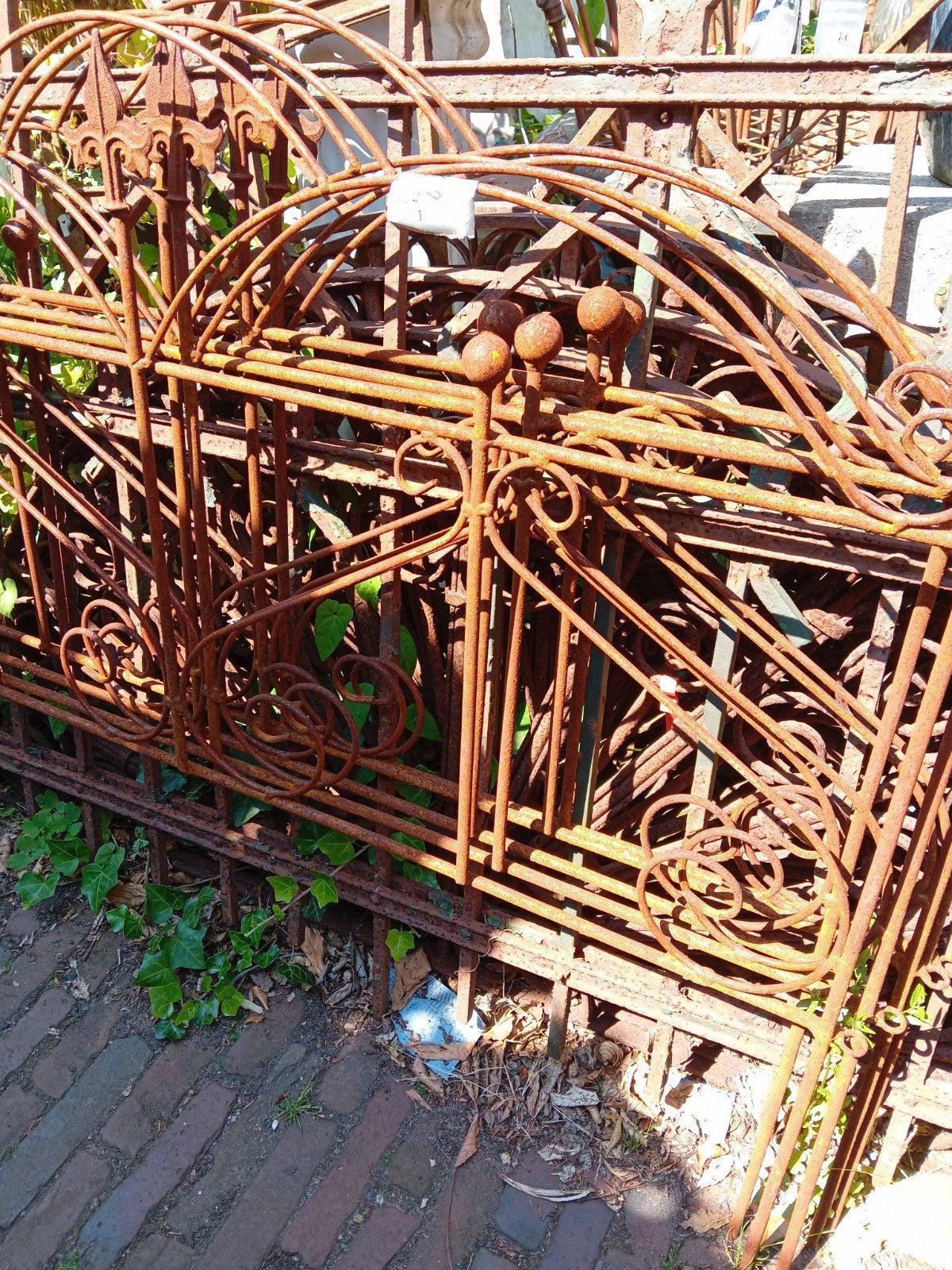 Smeedijzeren spijlen Antiek model v trap balustrade hek, Tuin en Terras, Tuinhekken en Hekwerk, Ophalen, Gebruikt, IJzer, Overige typen
