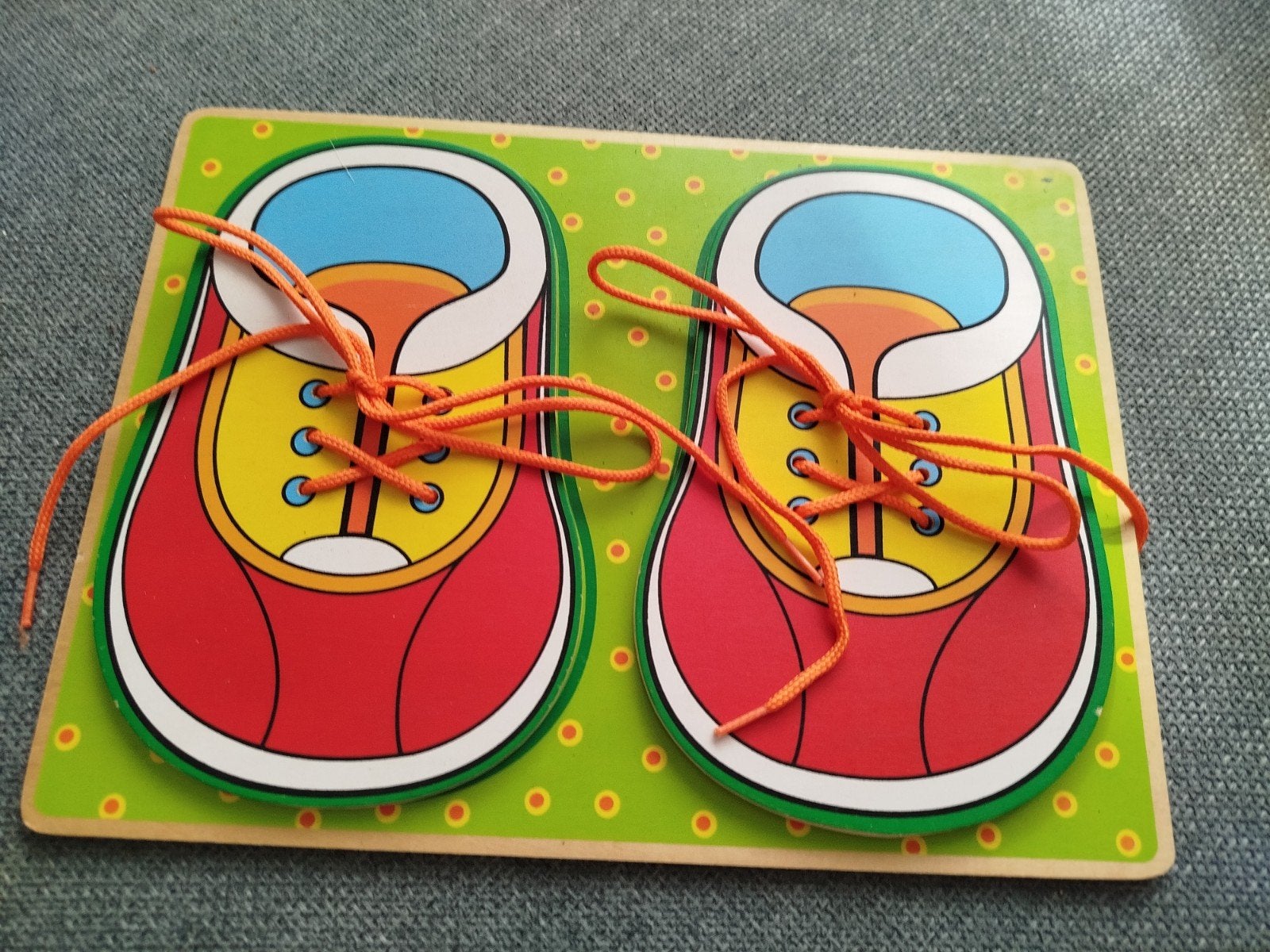 Houten veterschoen bord - Leer veters strikken, Ophalen of Verzenden, Zo goed als nieuw, Knutselen