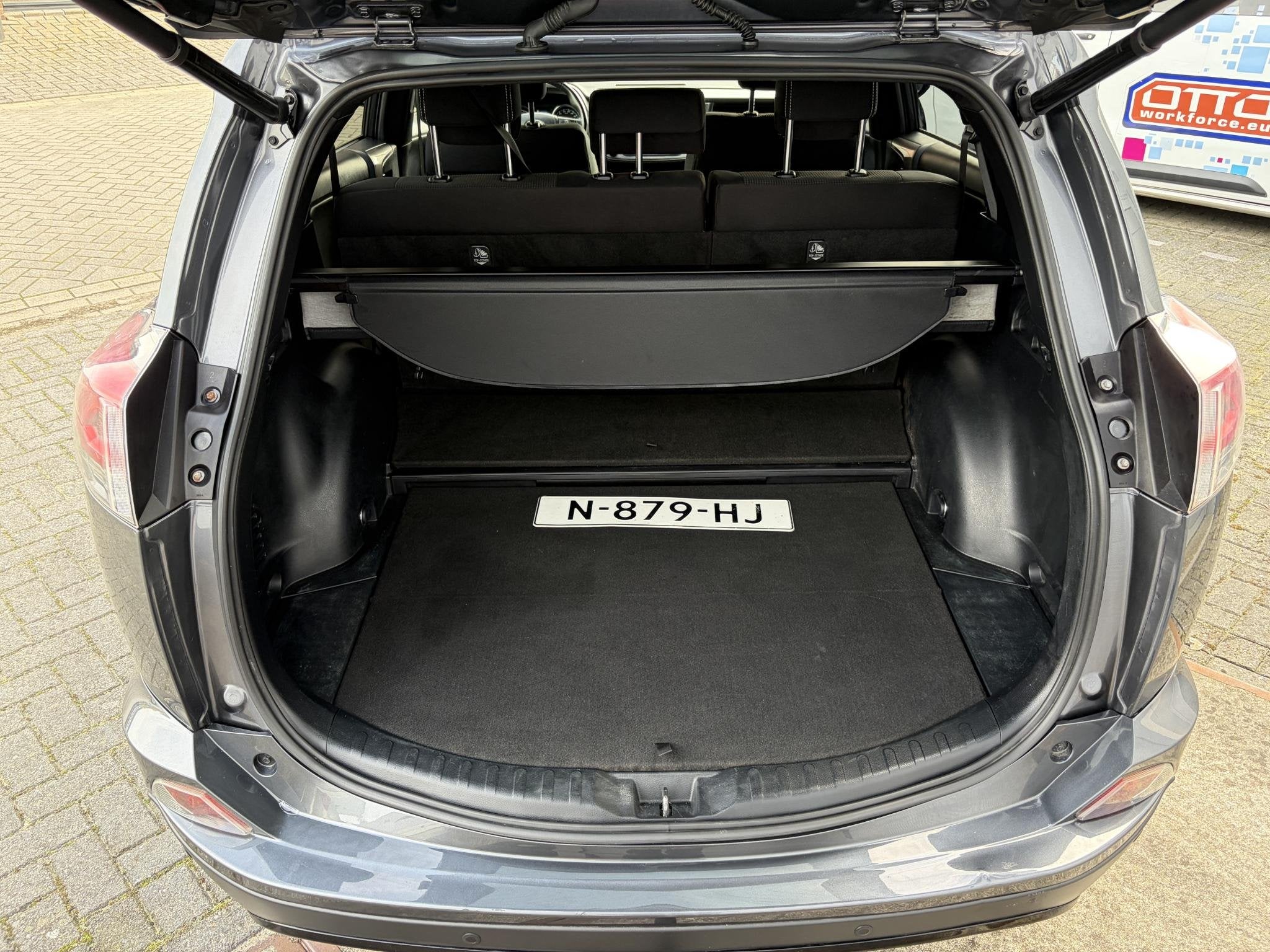 Toyota RAV4 2.5 Hybrid AWD Energy Plus , Navigatie, Parkeers, Automaat, Dealer onderhouden, Gebruikt, 1650 kg