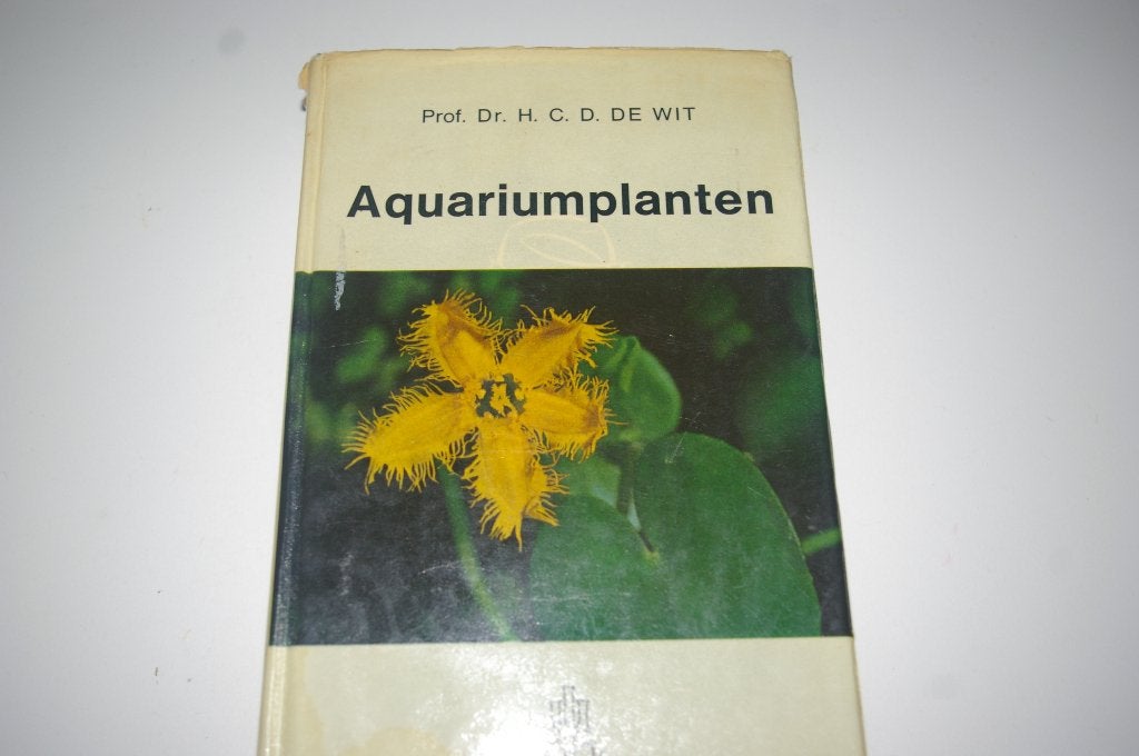 Aquariumboeken  drie stuks.   ( deel 2 ), Ophalen of Verzenden, Gebruikt, Overige typen