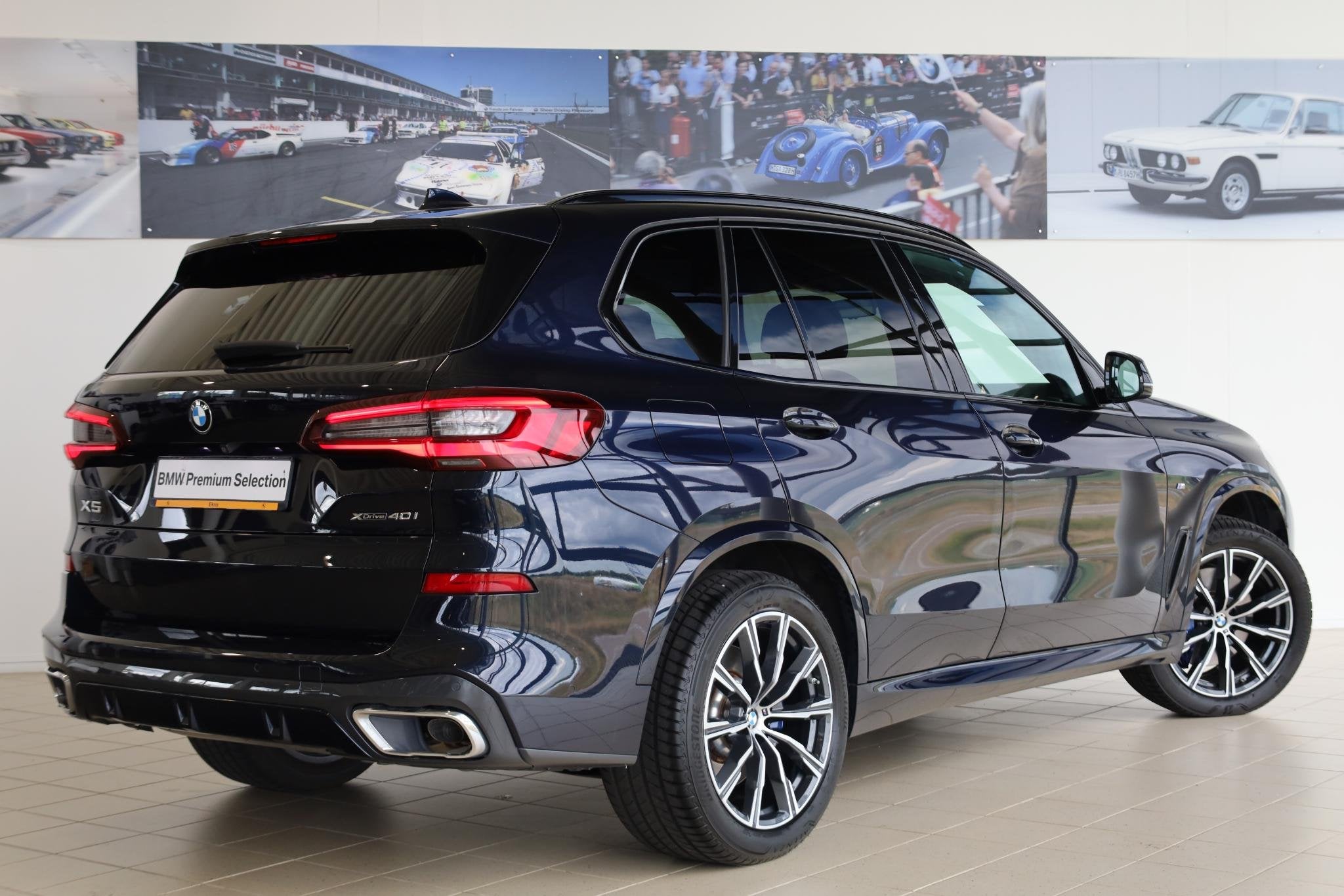 BMW X5 xDrive40i High Executive | M Sportpakket | Panorama D, Auto's, Stof, Gebruikt, Met garantie (alle), Zwart