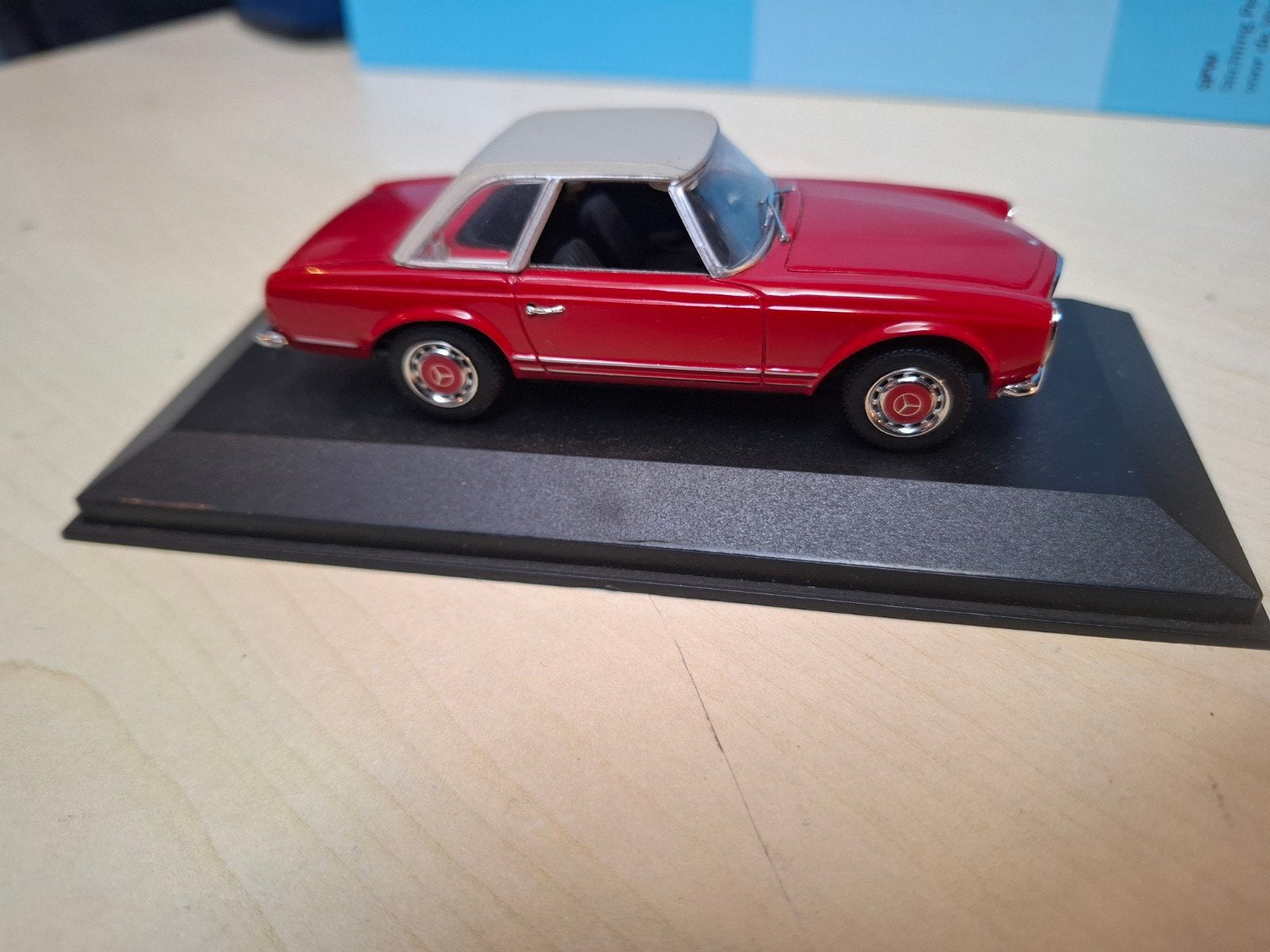 Minichamps Mercedes-Benz 280 SL Pagode (W113) schaalmodel, Hobby en Vrije tijd, Ophalen of Verzenden, Nieuw, Auto, Overige merken