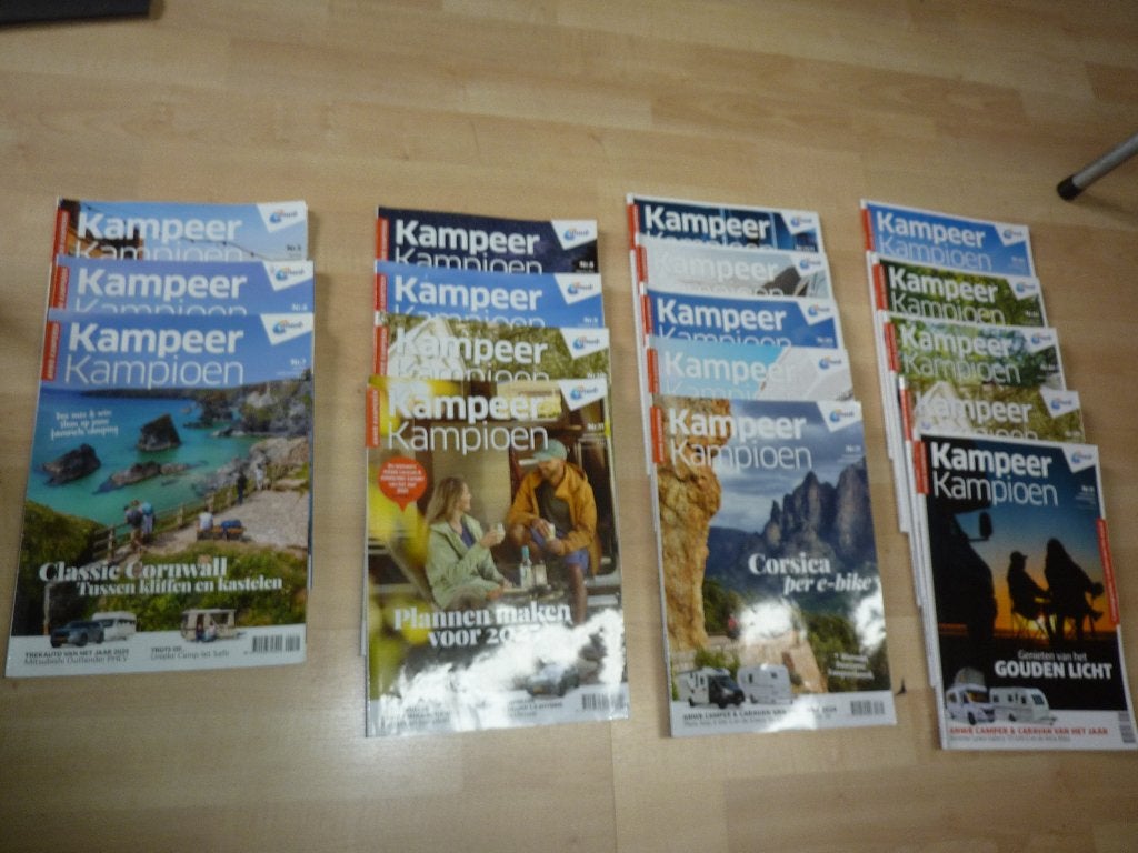 17  kamperen kampioen caravan magazines luxe tijdschriften, Ophalen of Verzenden, Zo goed als nieuw, Sport en Vrije tijd