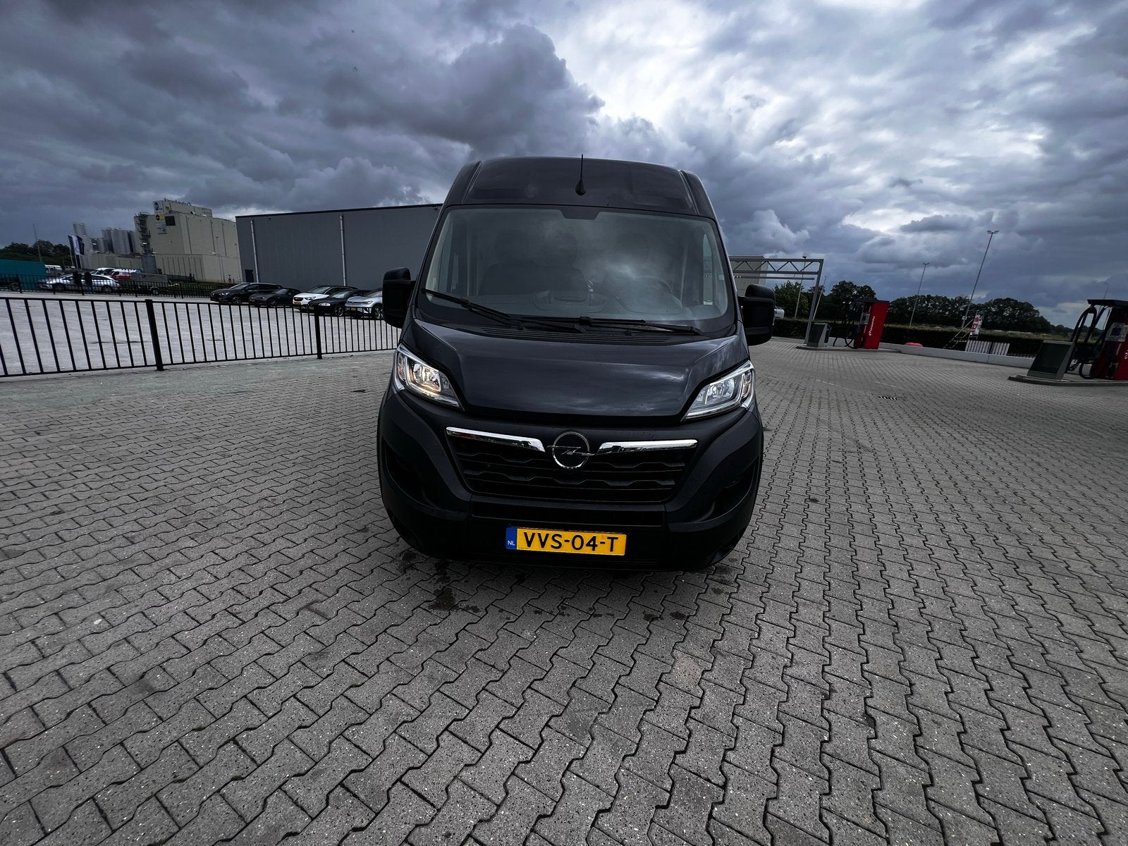 Opel Movano GB 2.2 Diesel 120pk L2h2 S&S 35 2023 Grijs, Auto's, Bestelauto's, Voorwielaandrijving, 4 cilinders, Leder en Stof