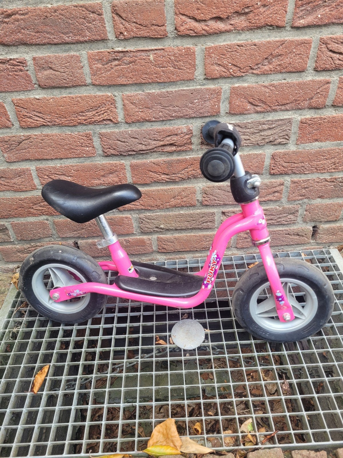 Te koop. roze kinder loopfiets. Puky, Ophalen, Zo goed als nieuw, Loopfiets