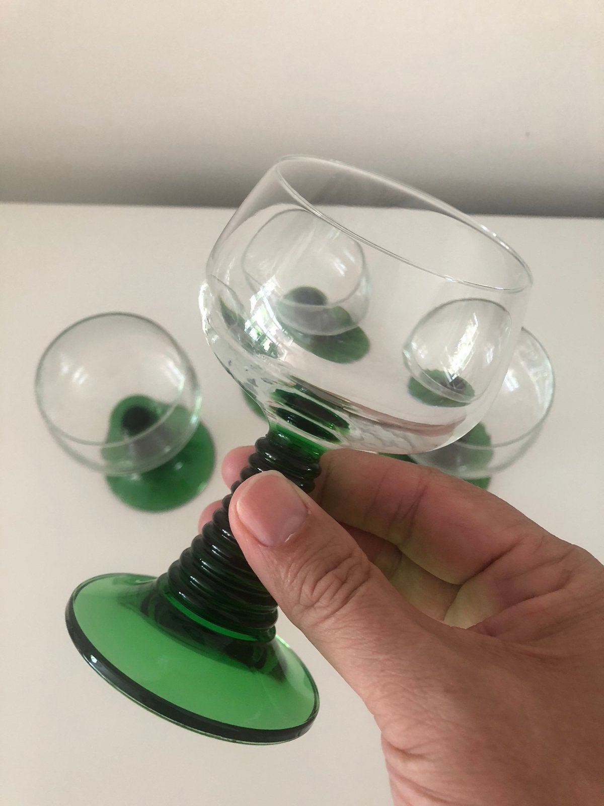 Vier hele mooie vintage Luminarc Elzas Wijnglazen, Ophalen of Verzenden, Zo goed als nieuw, Overige typen