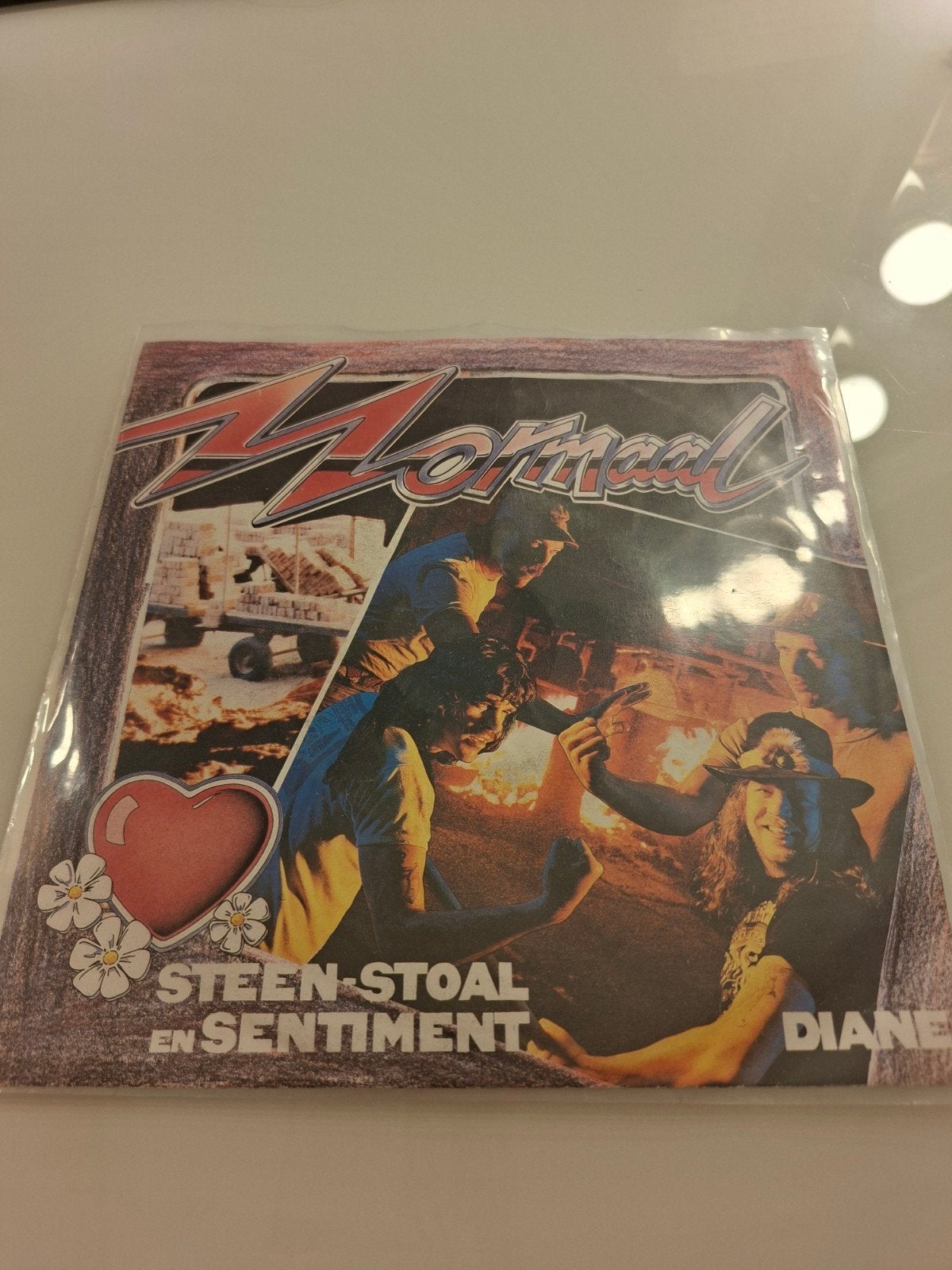 singels normaal Steen, Stoal en Sentiment & De Klok Op..., Cd's en Dvd's, 7 inch, Ophalen of Verzenden, Zo goed als nieuw, EP