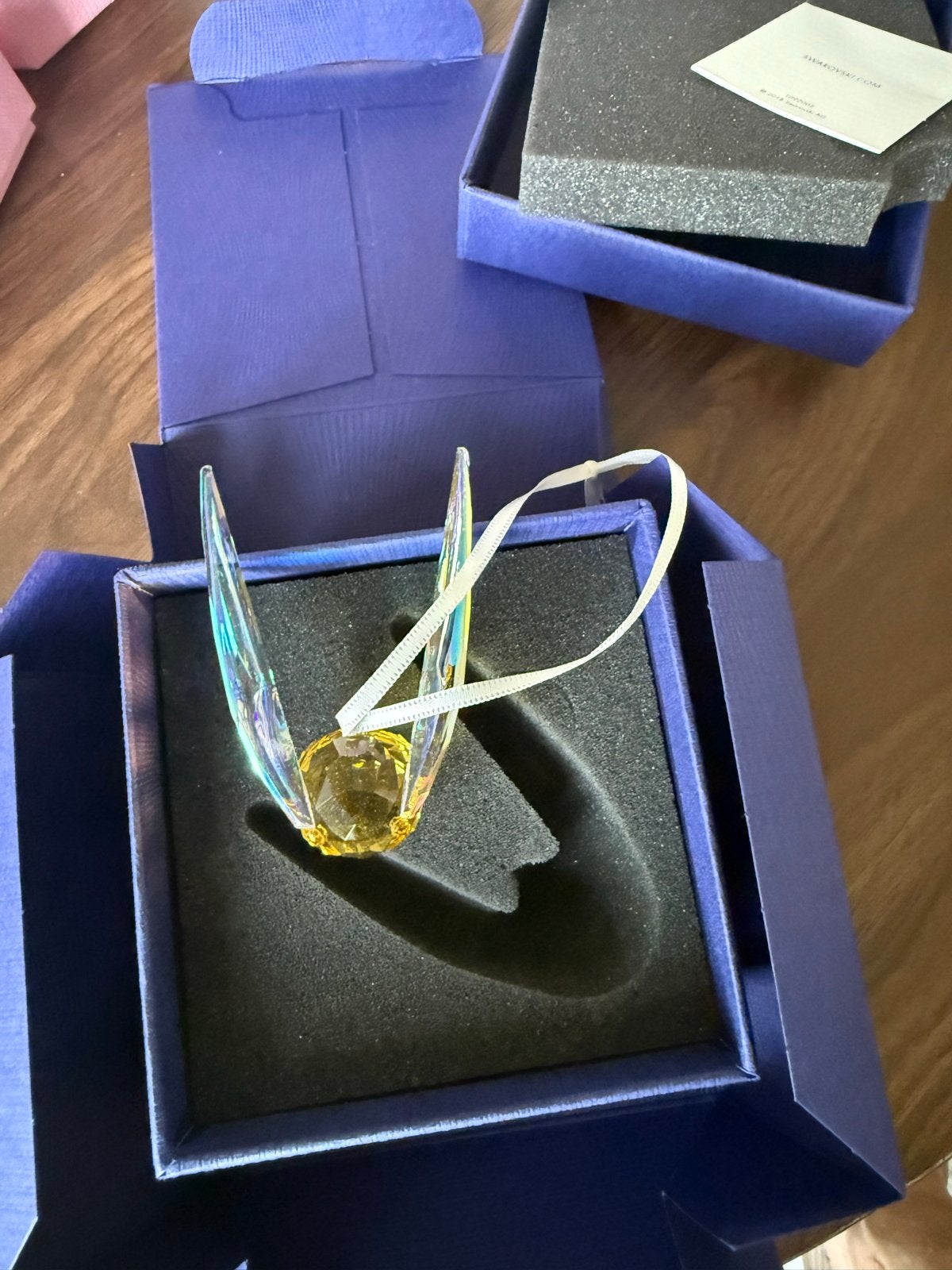 Swarovski golden snitch, Ophalen of Verzenden, Zo goed als nieuw, Figuurtje