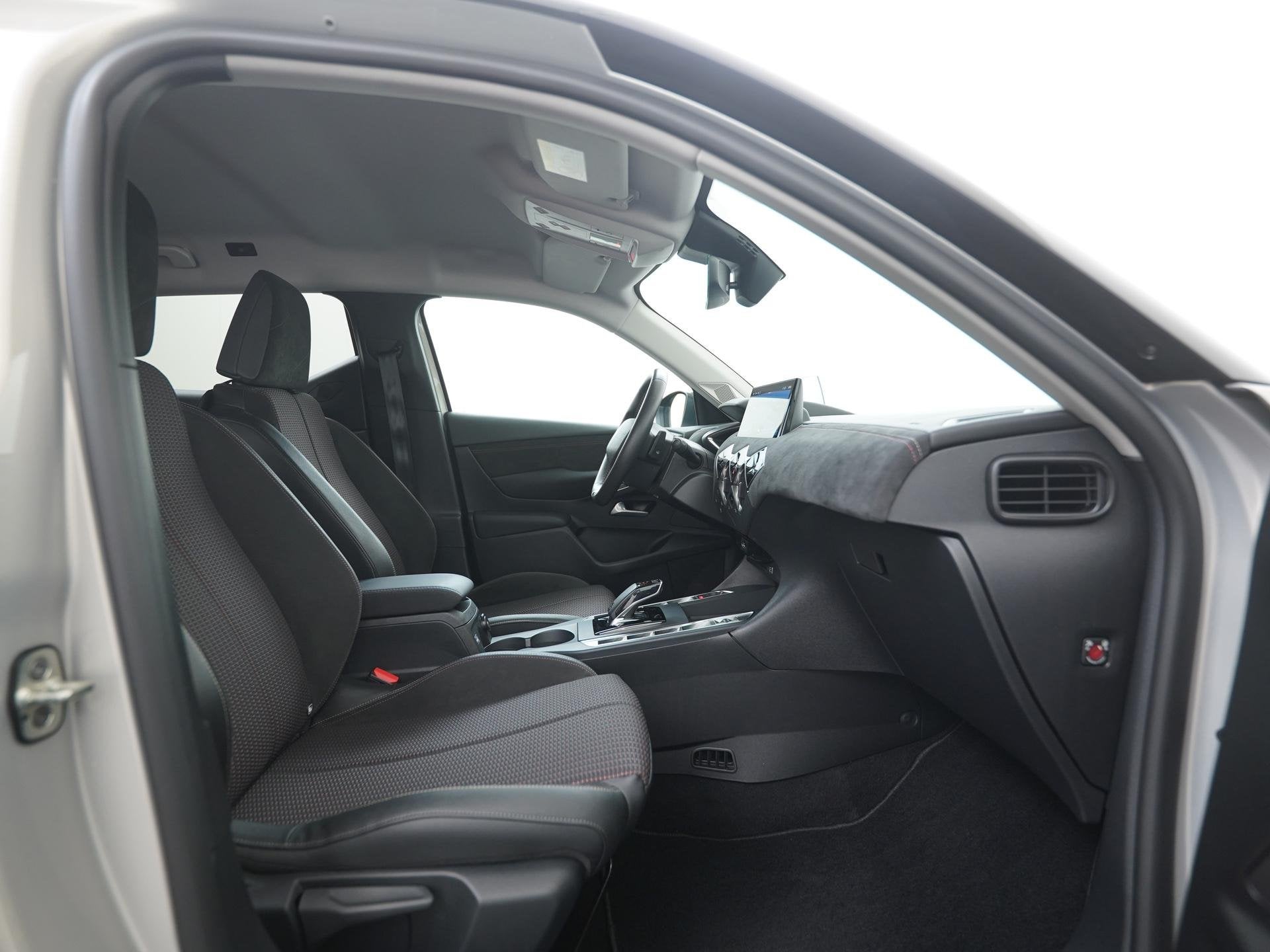 DS 3 1.2 Hybrid 136 Performance Line | Head-Up | 360 Camera, Auto's, Gebruikt, 1199 cc, Origineel Nederlands, Hybride Elektrisch/Benzine