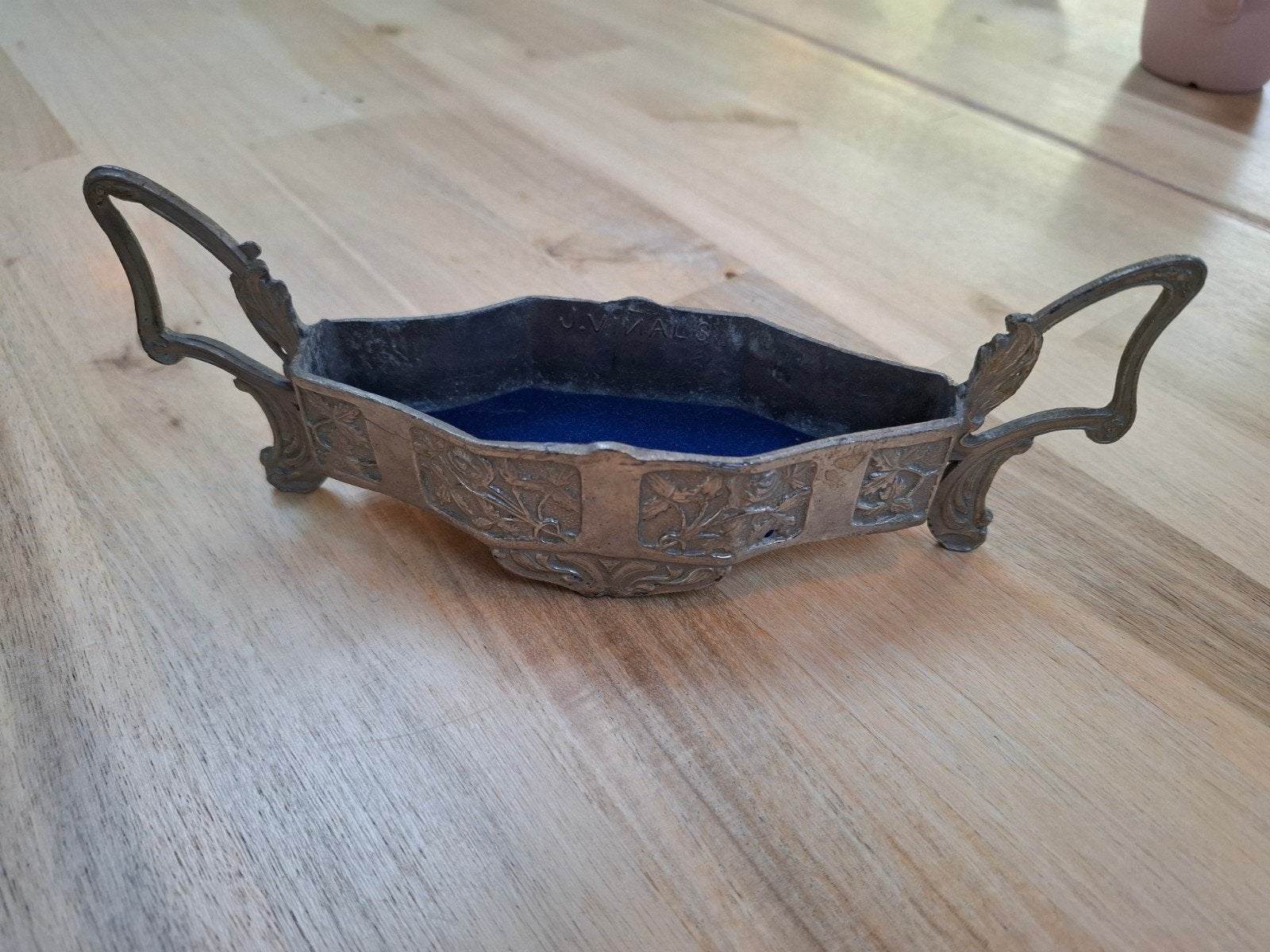 Art Nouveau Mini Jardinière gesigneerd J.Vinals, Ophalen of Verzenden