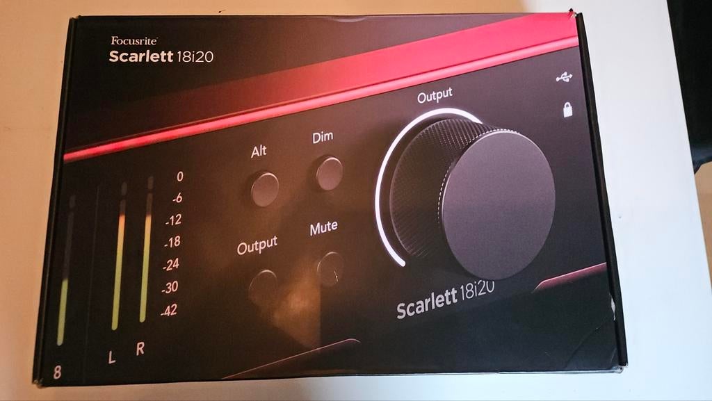 Focusrite Scarlett 18i20, Ophalen of Verzenden, Zo goed als nieuw, 10 tot 20 kanalen, Microfooningang