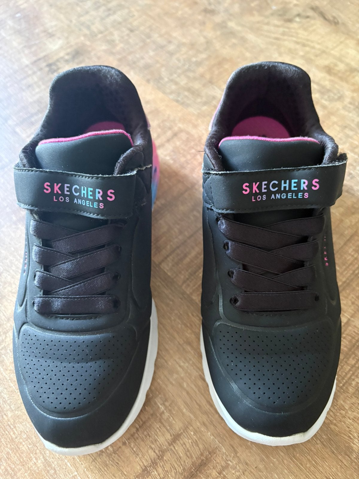 Skechers maat 33, Ophalen of Verzenden, Zo goed als nieuw, Meisje, Schoenen
