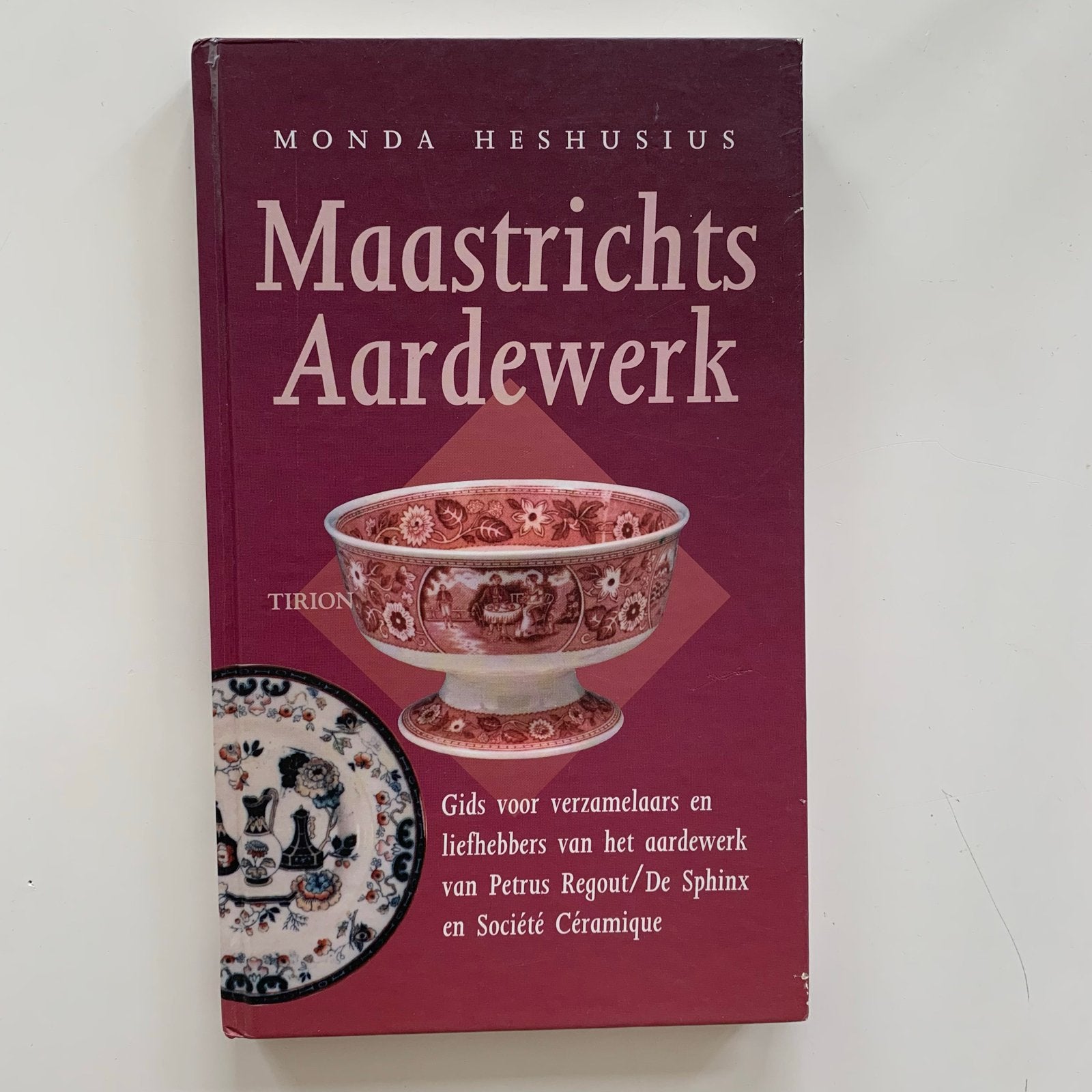 Monda Heshusius, Maastrichts Aardewerk Gids aardewerk Regout, Ophalen, Gelezen, Overige onderwerpen