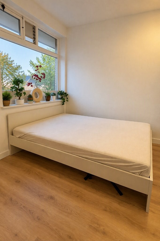 IKEA GURSKEN bed 140x200 + VESTERÖY matras + lattenbodems, Ophalen, Gebruikt, Scandinavisch | Japandi, Beige