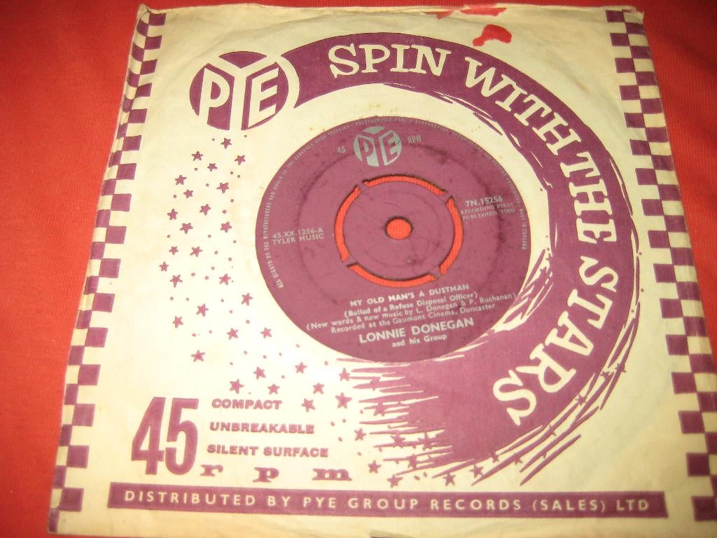 Lonnie Donegan: My old man`s is a dustman (NO84), Ophalen of Verzenden, Zo goed als nieuw, Pop, Single