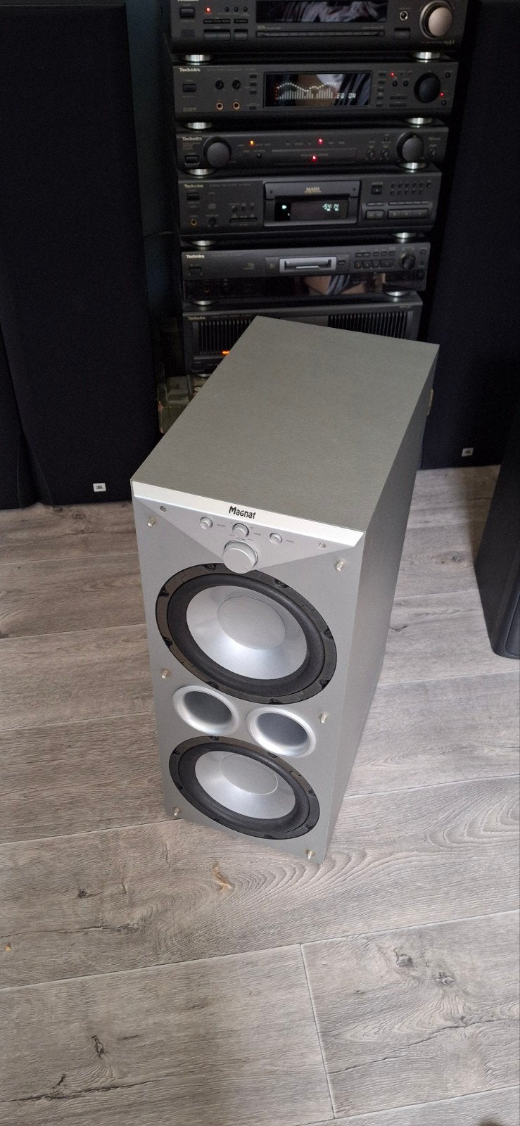 Magnat gamma 220a subwoofer, Audio, Tv en Foto, Luidsprekers, Ophalen, Subwoofer, Magnat, Zo goed als nieuw