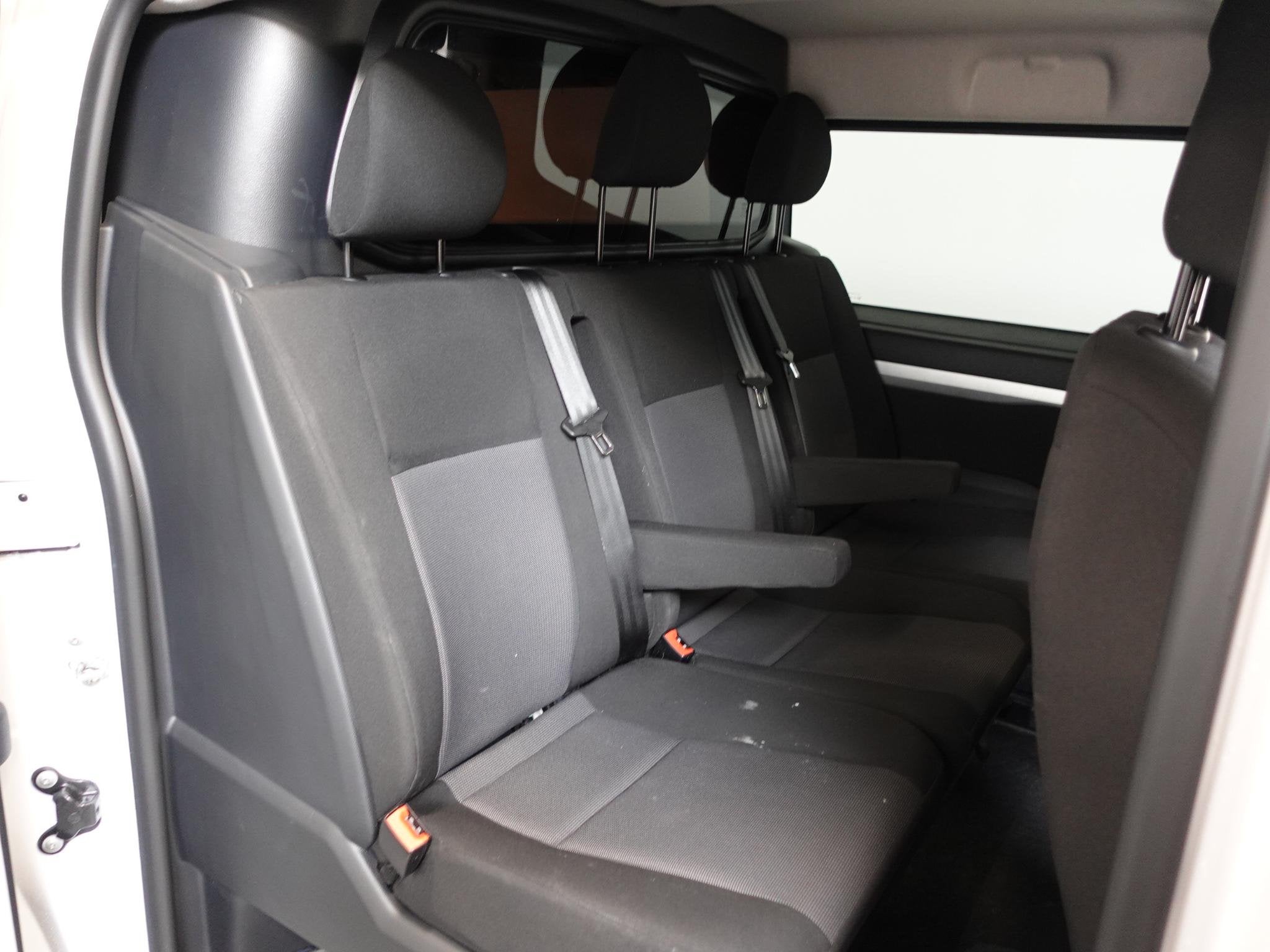 Opel Vivaro 2.0 CDTI L3H1 Dubbele Cabine Edition Airco Navig, Auto's, Stof, Gebruikt, Euro 6, 4 cilinders