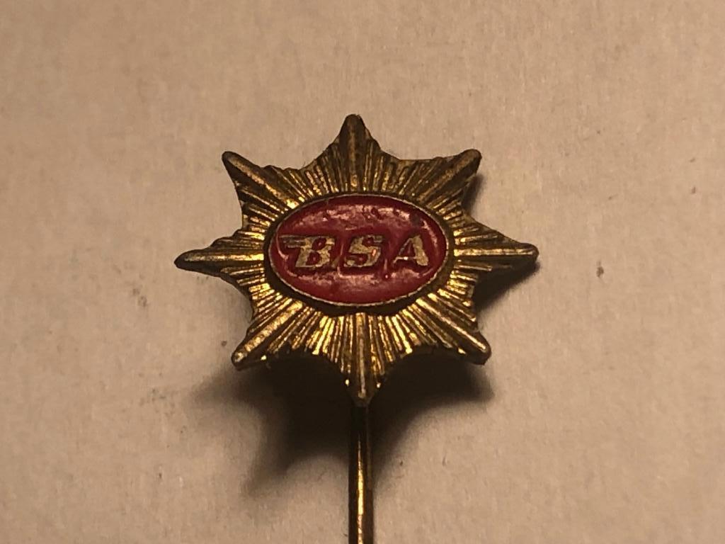 Metalen BSA MOTORFIETSMERK Speld., Verzenden, Zo goed als nieuw, Transport, Speldje of Pin