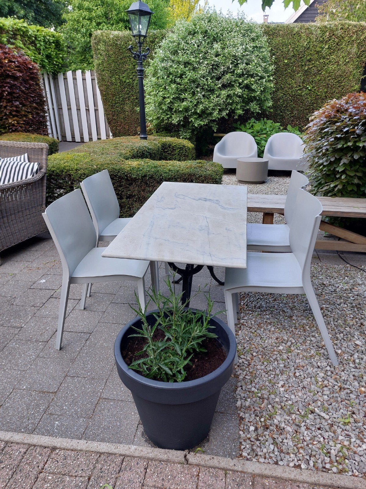 4 grijze Philip Starck stoelen, Kunststof, Gebruikt, Ophalen of Verzenden, Vier