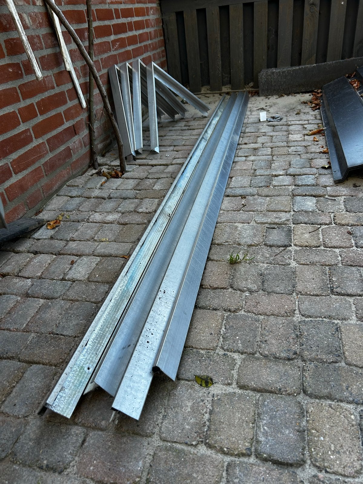 Aluminium profielen en rubberen mat, Doe-het-zelf en Verbouw, Ophalen of Verzenden, Gebruikt, Aluminium