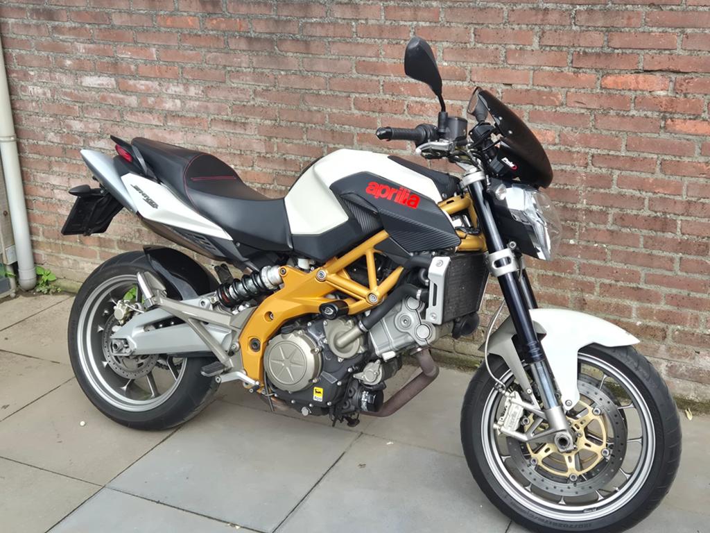 Aprilia shiver 750, Motoren, Motoren | Aprilia, 750 cc, 2 cilinders, Motorrijbewijs A, Particulier