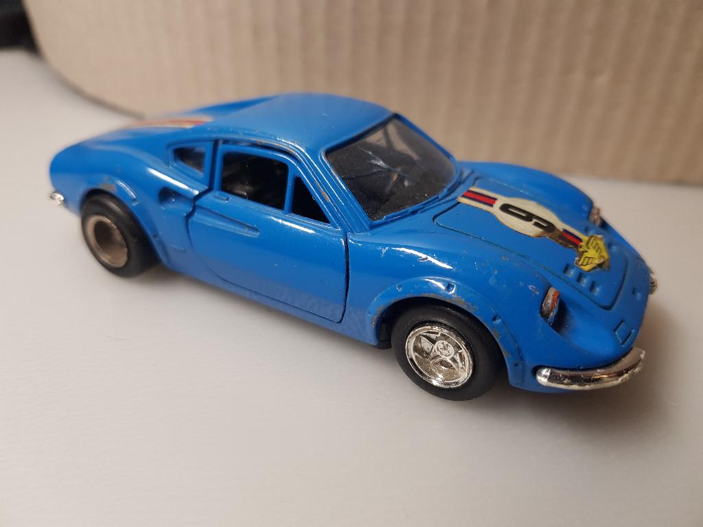 Shinsei - Ferrari Dino 246GT [blauw] 1/37, Hobby en Vrije tijd, Modelauto's | Overige schalen, Ophalen of Verzenden, Gebruikt