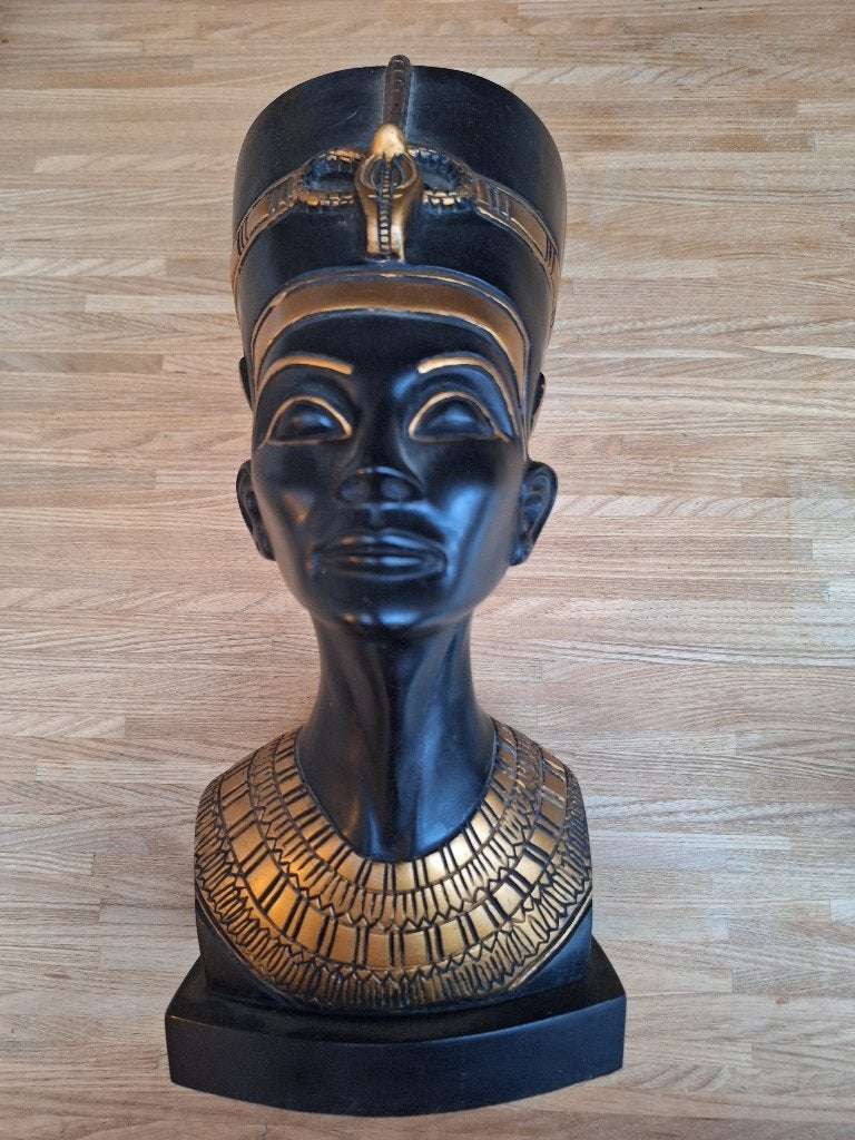Beeld Nefertite, Verzamelen, Beelden en Beeldjes, Ophalen of Verzenden, Zo goed als nieuw, Mens