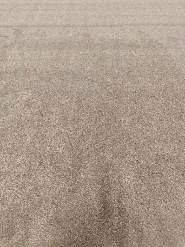 Prachtige coupon tapijt beige/zandkleur 9.80 x 4.00, Ophalen, 75 m² of meer, Beige, Nieuw