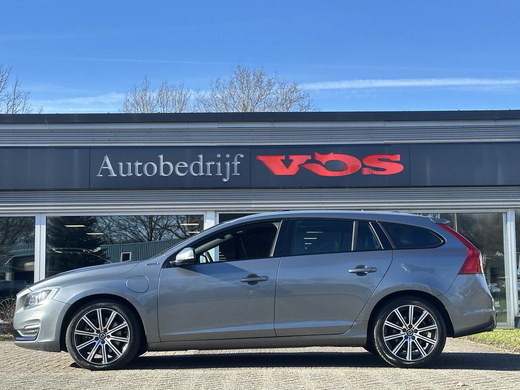 Volvo V60 2.4 D5 Twin Engine Summum (bj 2016, automaat), Auto's, Volvo, Automaat, Startonderbreker, 163 pk, Vierwielaandrijving