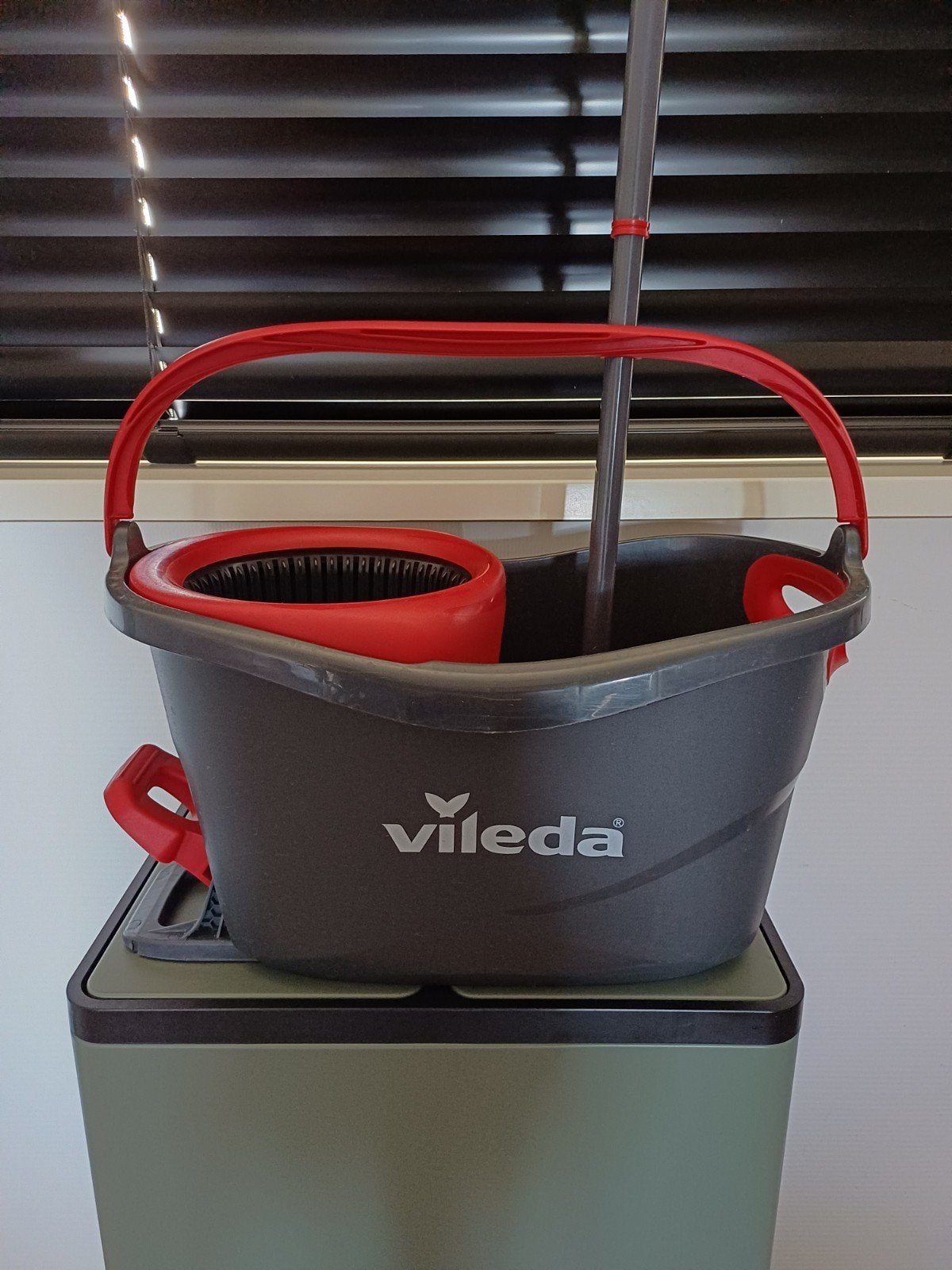 vileda emmer met mopper, Ophalen, Zo goed als nieuw, Kunststof