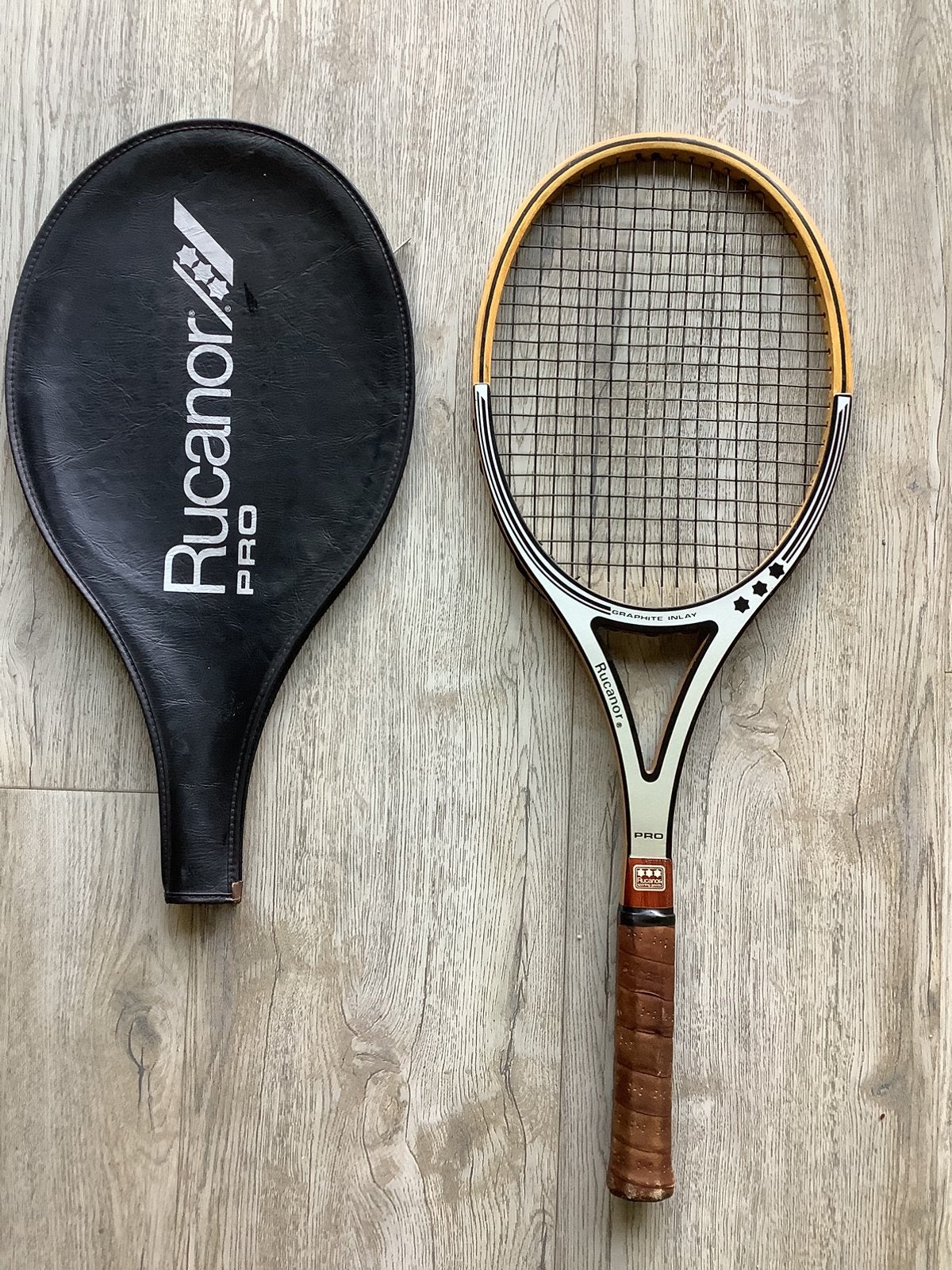 Rucanor Pro vintage houten tennisracket met hoes, Overige merken, Gebruikt, Ophalen of Verzenden, Racket