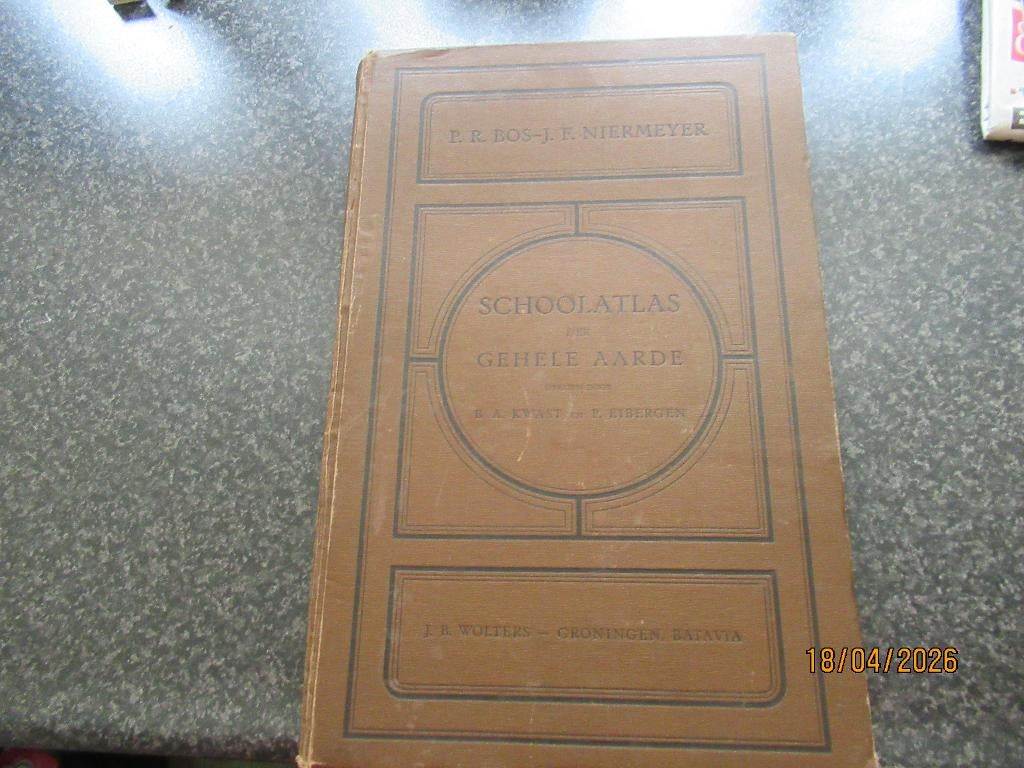 SCHOOLATLAS DER GEHELE AARDE -BOS/ NIEMEYER -35E DRUK -1936, Ophalen of Verzenden
