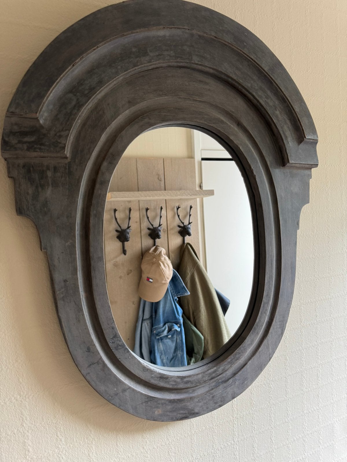 Sobere ossenoog spiegel, Antiek en Kunst, Ophalen, 50 tot 100 cm