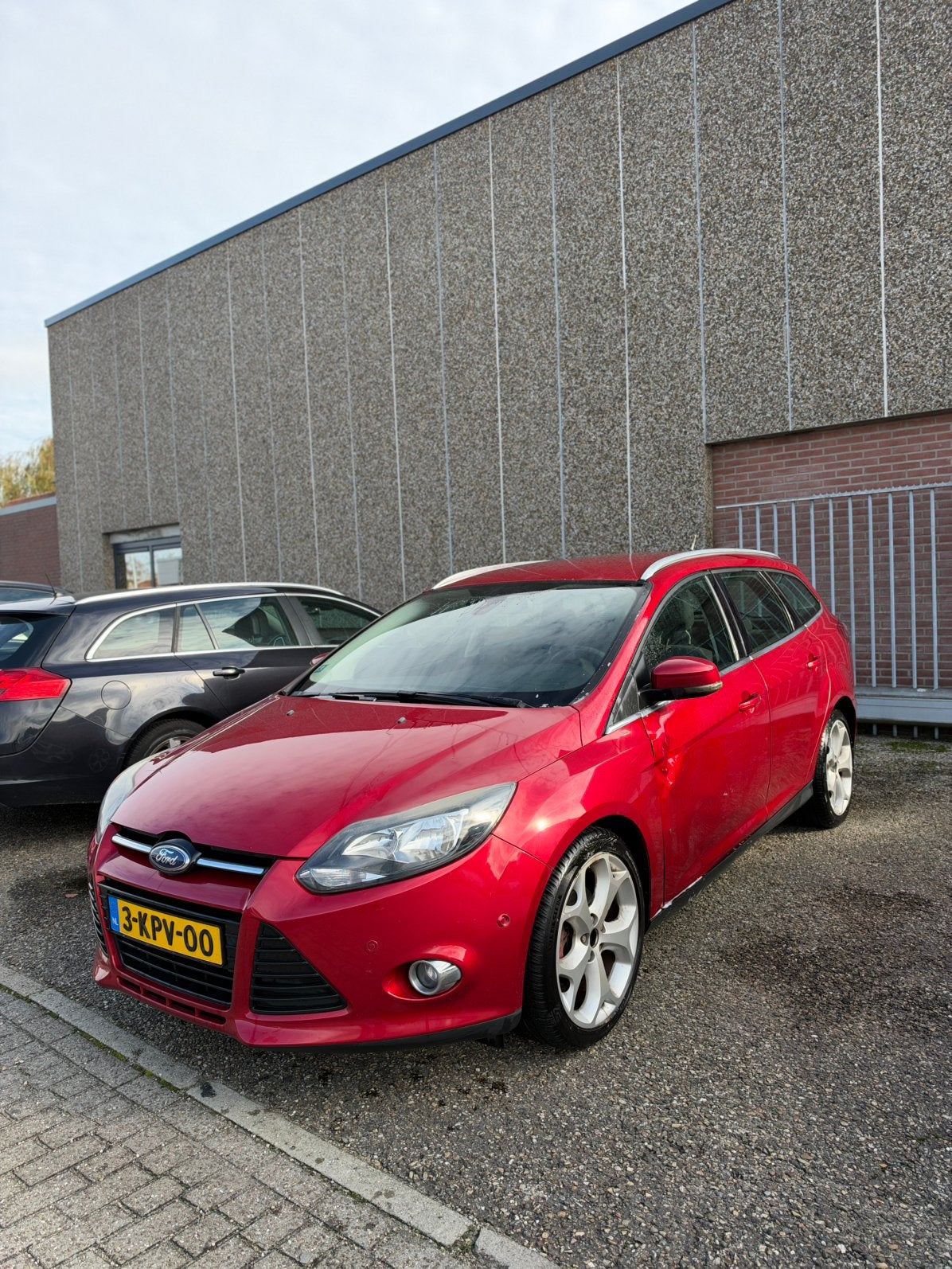 Ford Focus 1.6 Tdci 77KW Wagon 2013 Rood, Auto's, 4 cilinders, Origineel Nederlands, Stationwagon, Particulier