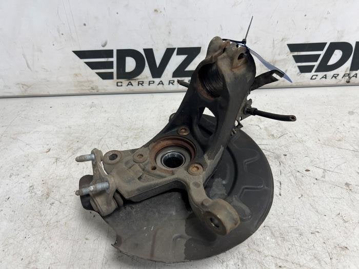 Fusee rechts-voor van een Volkswagen Caddy, Auto-onderdelen, Gebruikt, -, Volkswagen, -