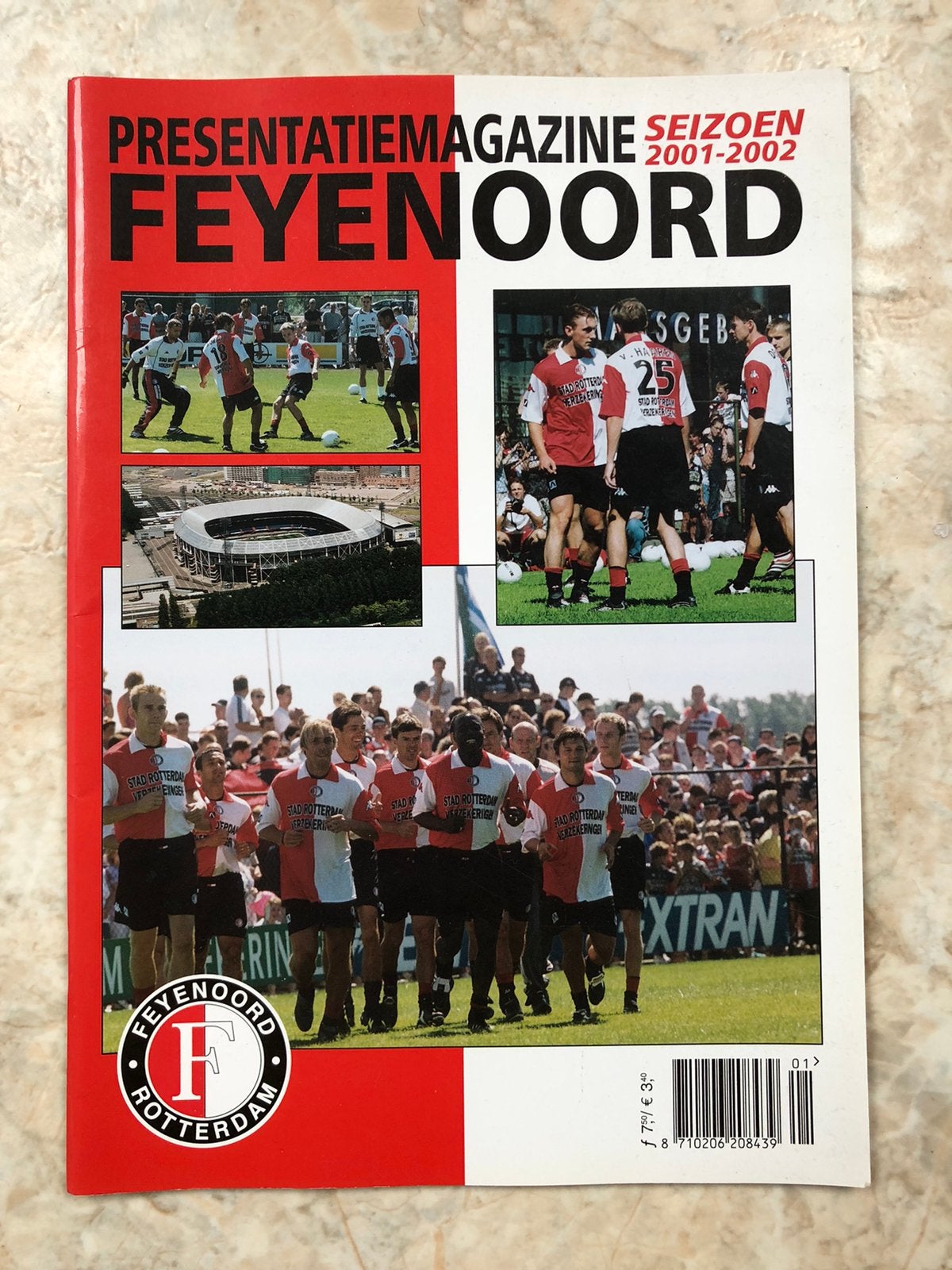 Feyenoord Presentatiemagazine seizoen 2001-2002, Ophalen of Verzenden, Zo goed als nieuw, Feyenoord, Shirt